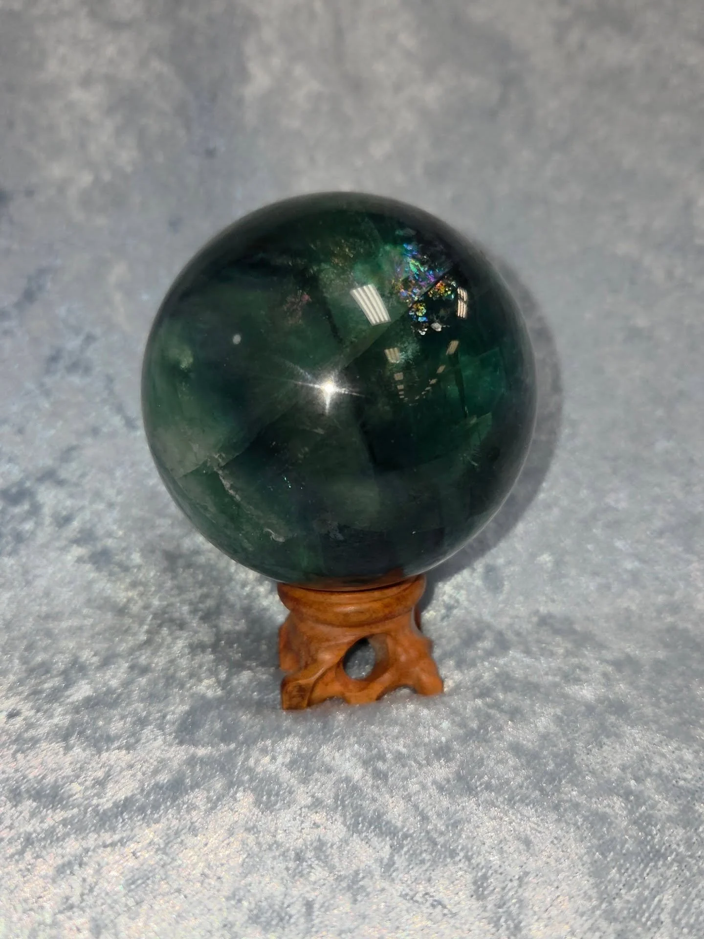 🌈𝐅𝐋𝐔𝐎𝐑𝐈𝐓𝐄 𝐒𝐏𝐇𝐄𝐑𝐄🌈--$7️⃣5️⃣

𝗙𝗹𝘂𝗼𝗿𝗶𝘁𝗲 is a great ally in clearing your energetic field of emotional debris that may be affecting your self confidence, focus or ability to absorb new information.🧠

Please message me for payment