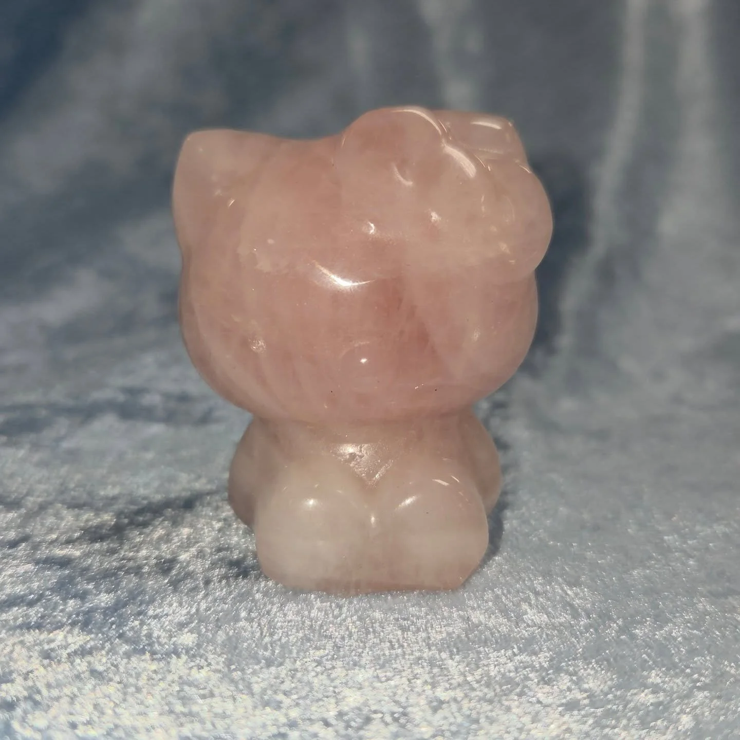 🌹𝐑𝐎𝐒𝐄 𝐐𝐔𝐀𝐑𝐓𝐙 𝐇 𝐊𝐈𝐓𝐓𝐘🌹--$3️⃣0️⃣

𝗥𝗼𝘀𝗲 𝗤𝘂𝗮𝗿𝘁𝘇 is a stone of unconditional, universal Love, allowing one to love themselves, the people around them and the Universe we call home. 💕 Connecting with Rose Quartz enables one to 