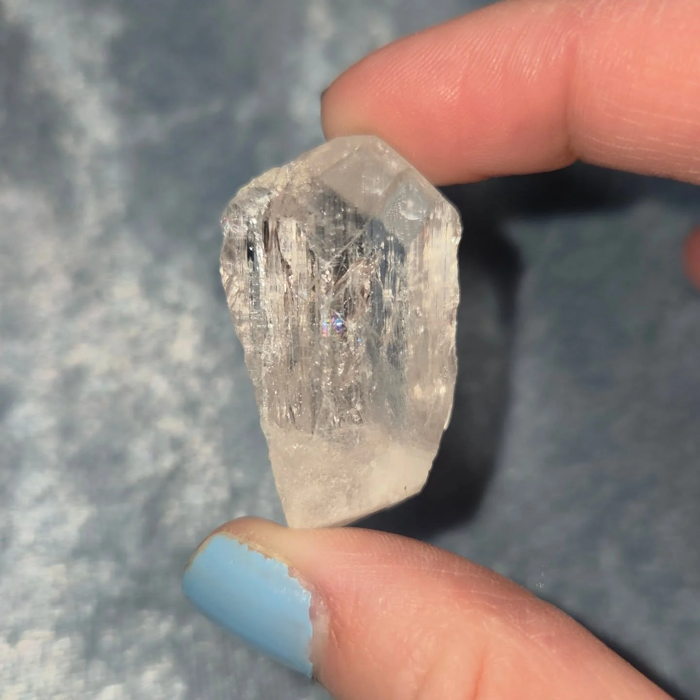 ✨𝐃𝐀𝐍𝐁𝐔𝐑𝐈𝐓𝐄✨--$3️⃣0️⃣

𝗗𝗮𝗻𝗯𝘂𝗿𝗶𝘁𝗲 facilitates communication through meditation with ones Angel's, accessing their knowledge and guidance. 😇 It is emotionally soothing and allows one to release fear, anxiety, grief and anger. ❤

Pleas