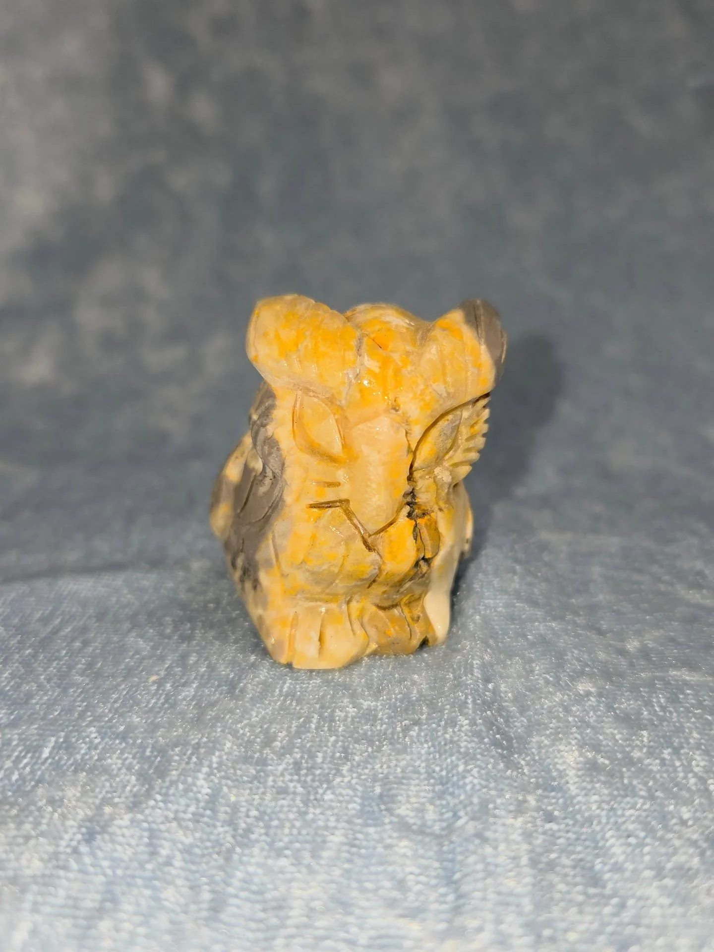 🐝𝐁𝐔𝐌𝐁𝐋𝐄𝐁𝐄𝐄 𝐉𝐀𝐒𝐏𝐄𝐑 𝐎𝐖𝐋🐝--$5️⃣0️⃣

𝗕𝘂𝗺𝗯𝗹𝗲𝗯𝗲𝗲 𝗝𝗮𝘀𝗽𝗲𝗿 helps to bring about confidence, happiness, emotional balance and a high sense of self worth. 😁 It can assist in stimulating mental clarity as well as dispelling fe