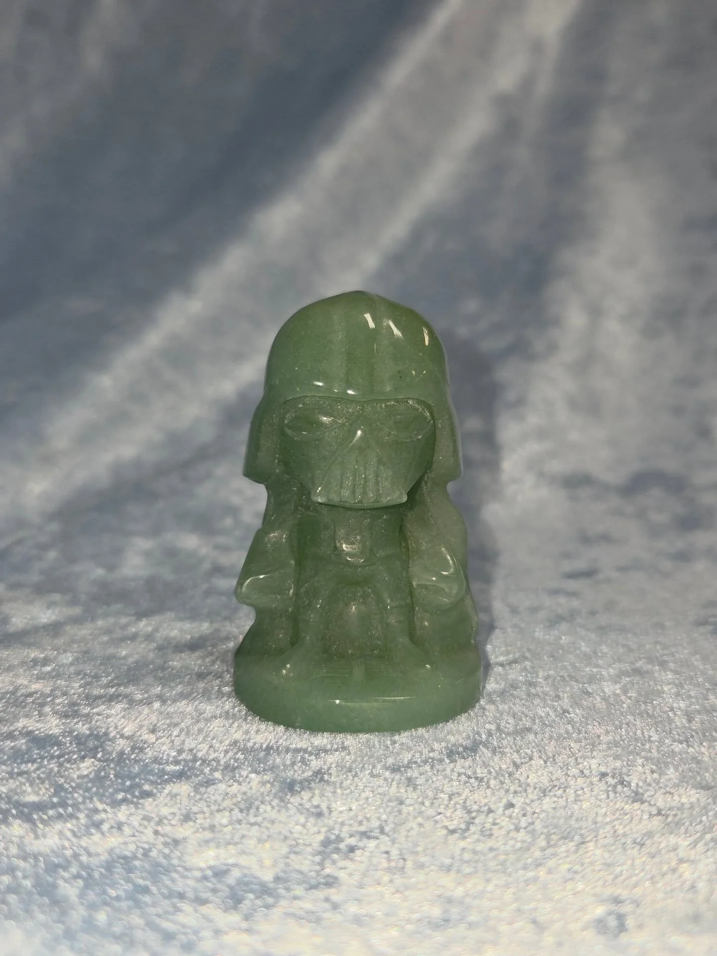 🌿𝐆𝐑𝐄𝐄𝐍 𝐀𝐕𝐄𝐍𝐓𝐔𝐑𝐈𝐍𝐄 𝐕𝐀𝐃𝐄𝐑🌿--$4️⃣0️⃣
𝗚𝗿𝗲𝗲𝗻 𝗔𝘃𝗲𝗻𝘁𝘂𝗿𝗶𝗻𝗲 is a very positive stone. It aids in emotional recovery and promotes living your best life.✌ It helps to dissipate stress, irritation, and negativity. Green avent