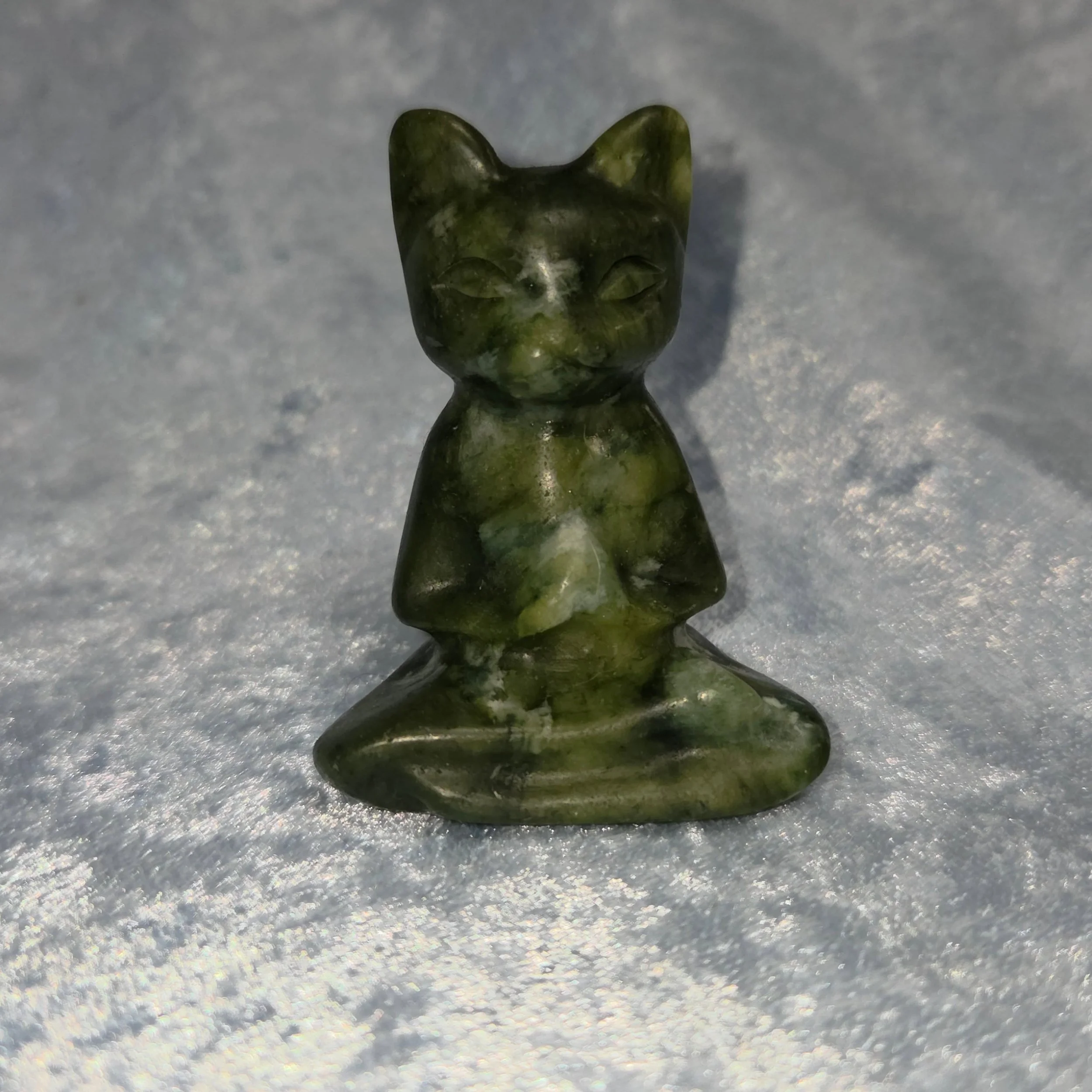 🐍𝐒𝐄𝐑𝐏𝐄𝐍𝐓𝐈𝐍𝐄 𝐌𝐄𝐃𝐈𝐓𝐀𝐓𝐈𝐍𝐆 𝐂𝐀𝐓🐍--$2️⃣5️⃣
𝗦𝗲𝗿𝗽𝗲𝗻𝘁𝗶𝗻𝗲 is excellent for trance work, rituals, and Shamanistic works. It aids meditation 🧘&zwj;♀️ and balances your emotions and mental thinking.  Serpentine helps you unders