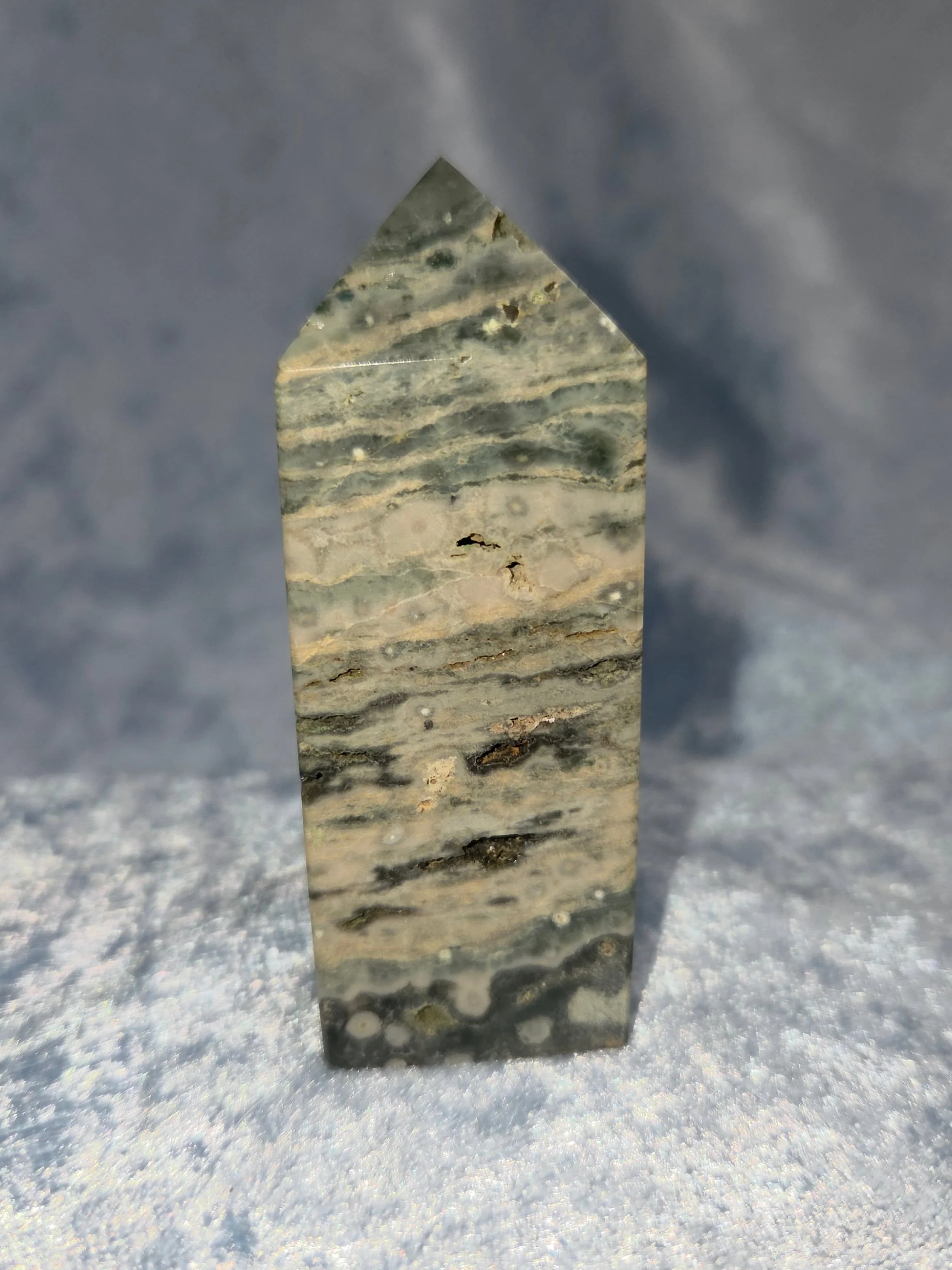 🌊𝐎𝐂𝐄𝐀𝐍 𝐉𝐀𝐒𝐏𝐄𝐑 𝐓𝐎𝐖𝐄𝐑🌊--$2️⃣5️⃣

𝗢𝗰𝗲𝗮𝗻 𝗝𝗮𝘀𝗽𝗲𝗿 is a stone of Joy and high spirits, allowing one to embrace the earth and the physical body as a temple of the Soul. 🌍 A calming, soothing stone, it can facilitate circular bre