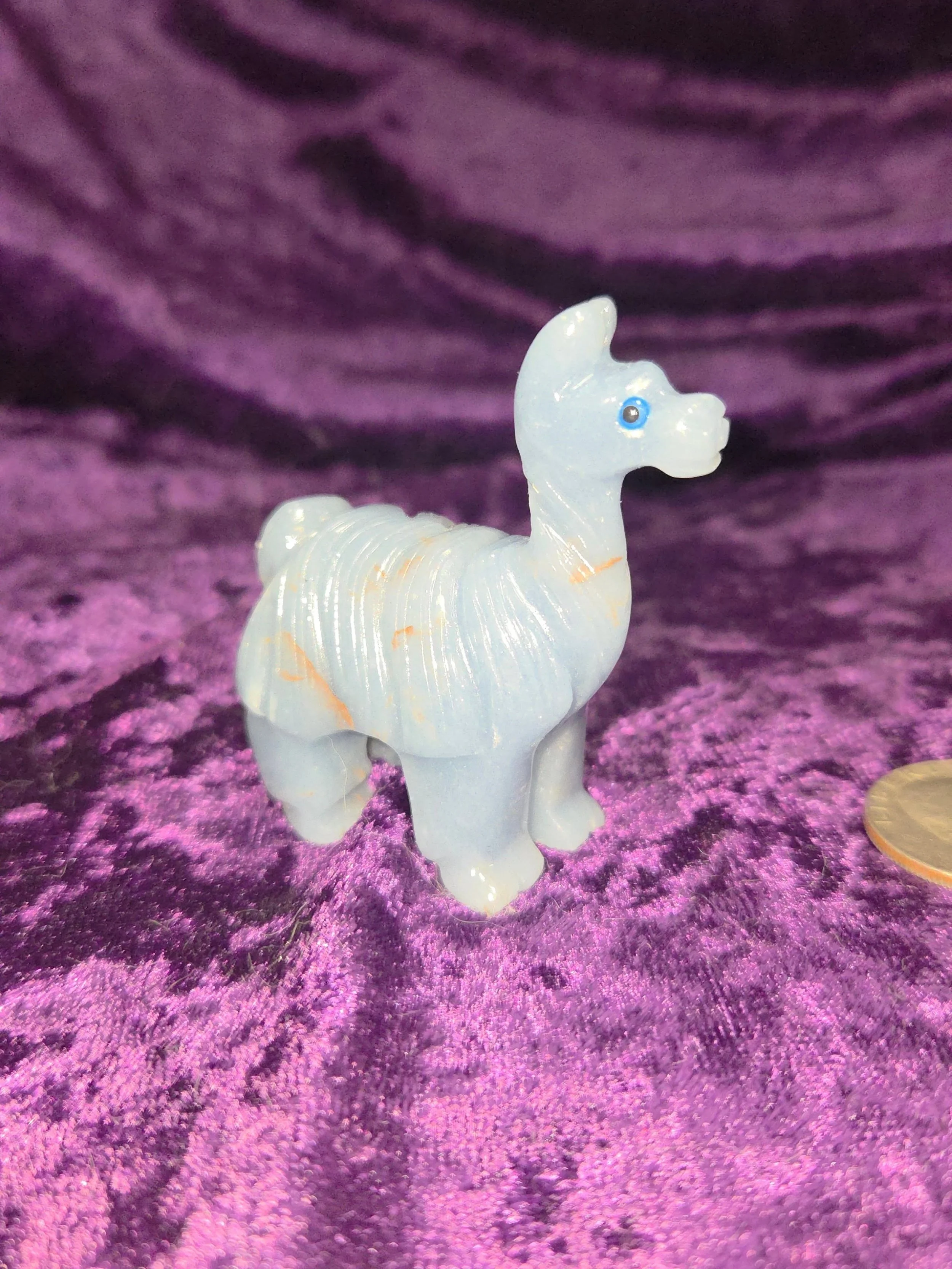 😇𝐀𝐍𝐆𝐄𝐋𝐈𝐓𝐄 𝐋𝐋𝐀𝐌𝐀😇--$2️⃣0️⃣

𝗔𝗻𝗴𝗲𝗹𝗶𝘁𝗲 is a stone very beneficial to Healers and Energy workers, lending compassion and connecting one to their Angels. 😇 It can assist one in transitions and also helps to transmute chaos into ord