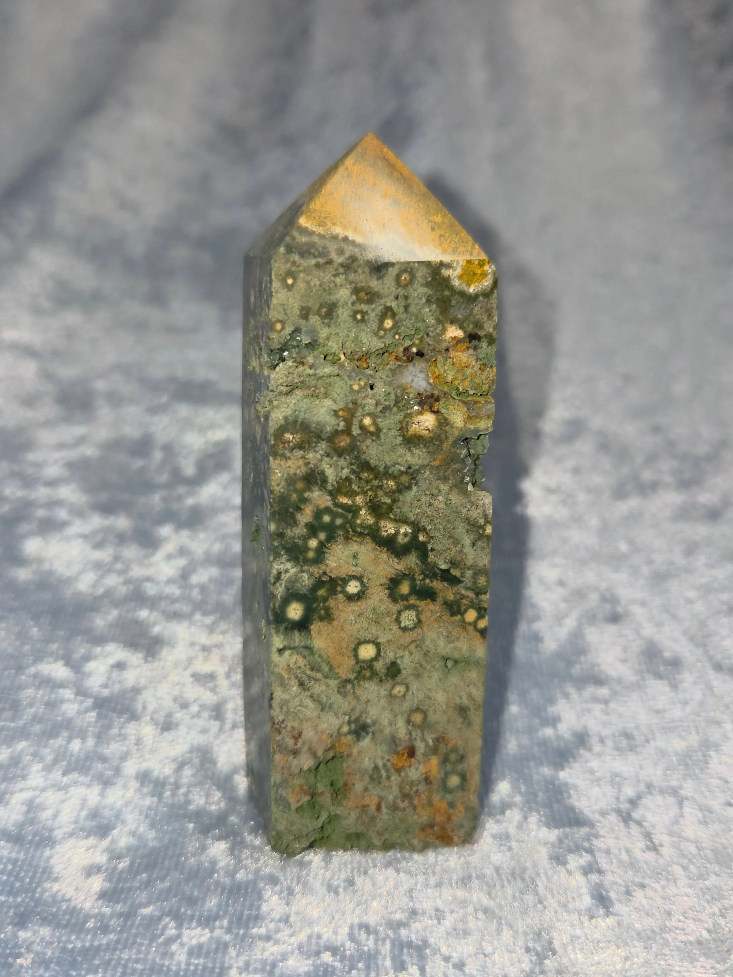 🌊𝐎𝐂𝐄𝐀𝐍 𝐉𝐀𝐒𝐏𝐄𝐑 𝐓𝐎𝐖𝐄𝐑🌊--$3️⃣0️⃣

𝗢𝗰𝗲𝗮𝗻 𝗝𝗮𝘀𝗽𝗲𝗿 is a stone of Joy and high spirits, allowing one to embrace the earth and the physical body as a temple of the Soul. 🌍 A calming, soothing stone, it can facilitate circular bre