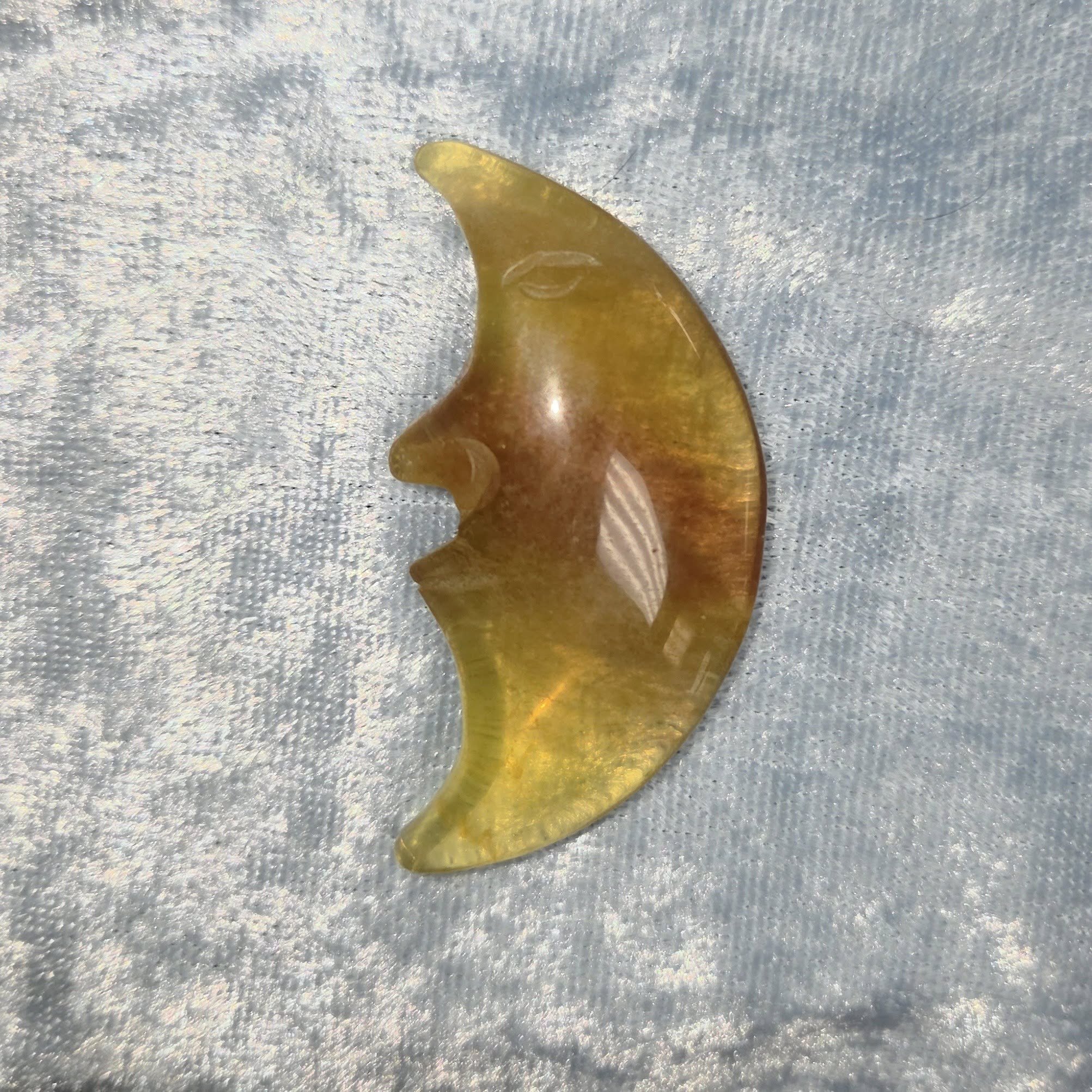 Fluorite crescent (yellow) 30.jpg
