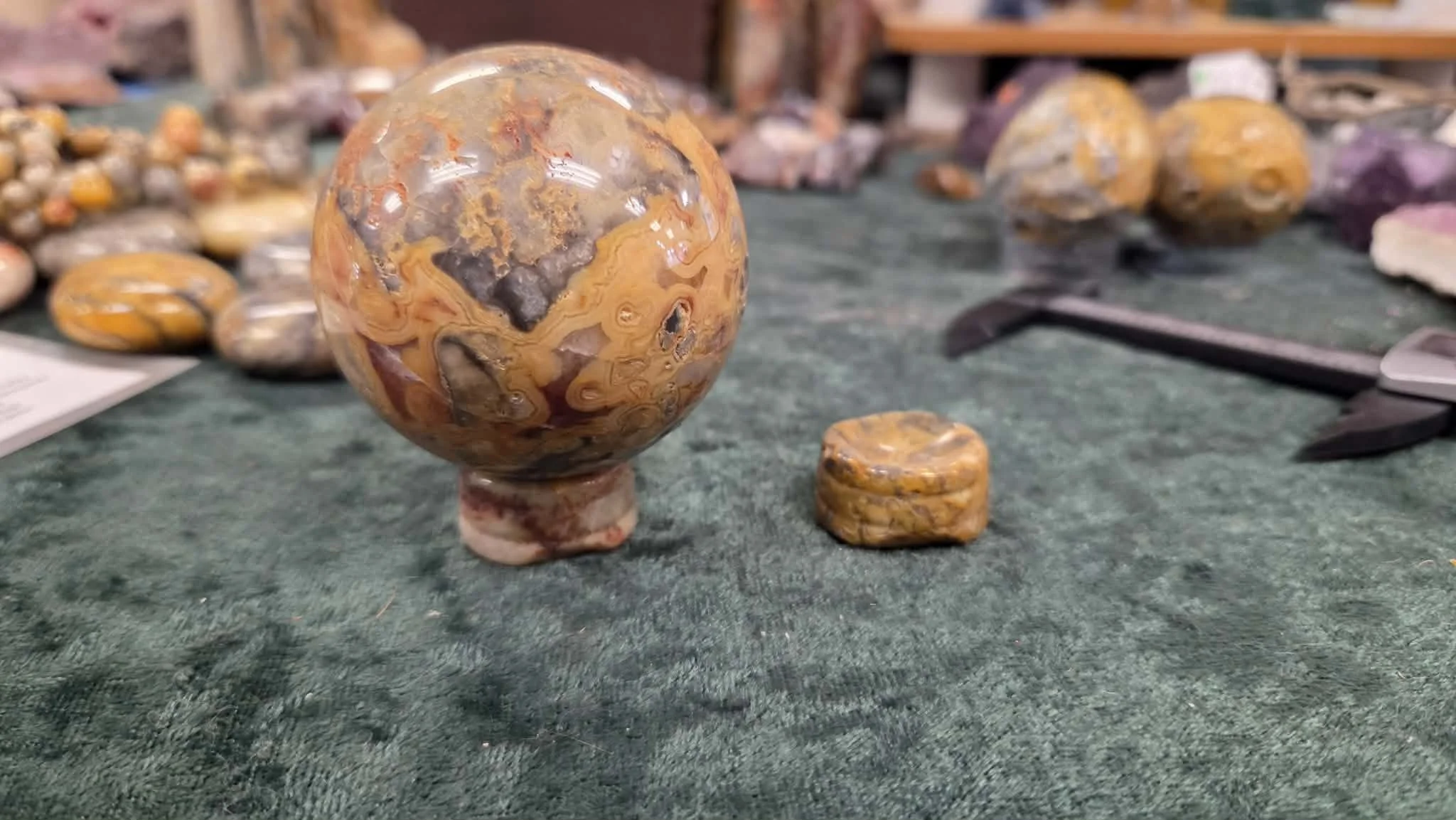 CL Sphere stand 10.jpg