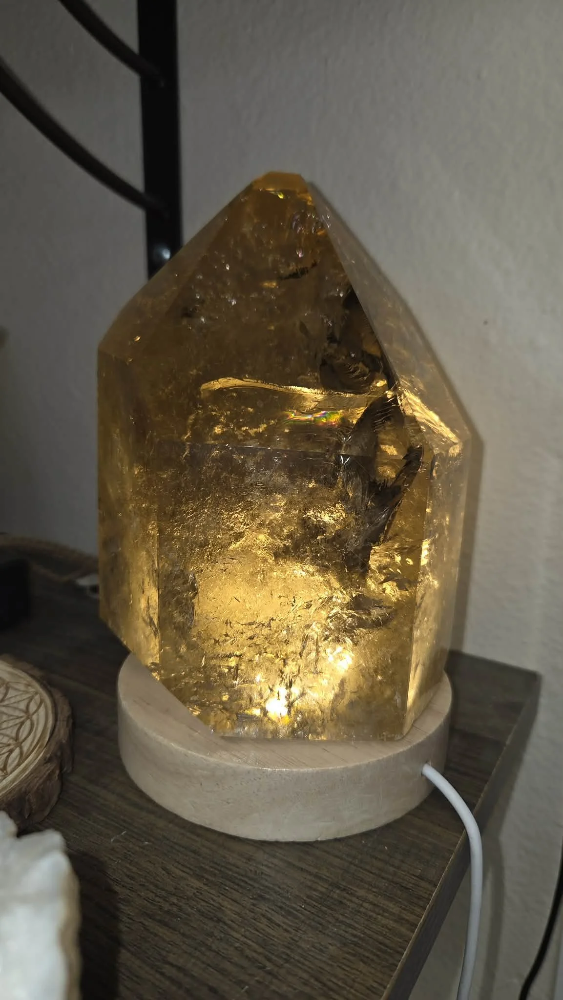 Citrine lamp.jpg
