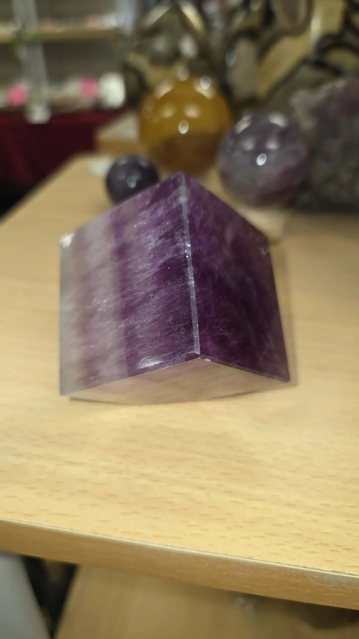 Fluorite purple cube 40.jpg