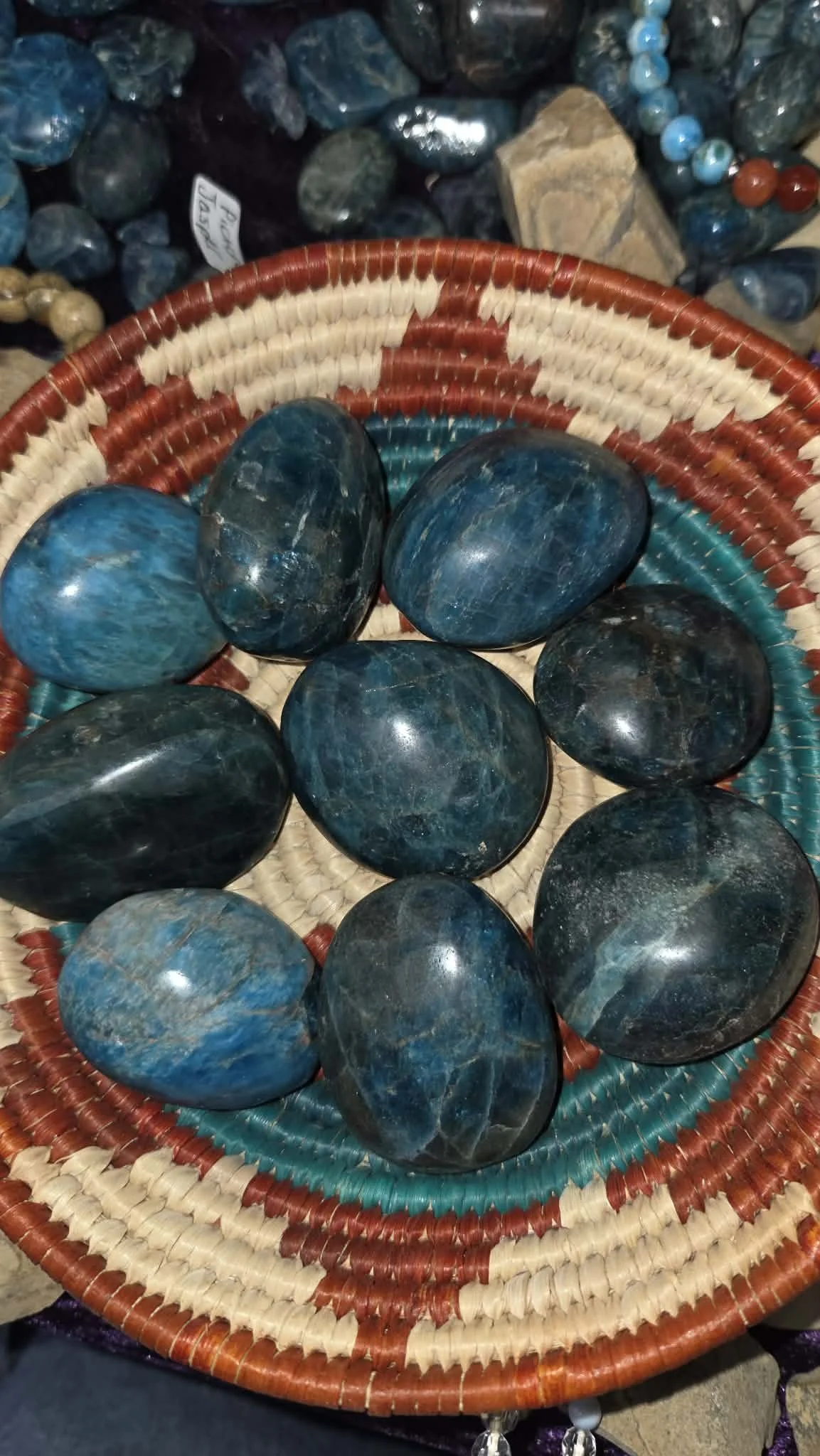 blue apatite palm 10.jpg