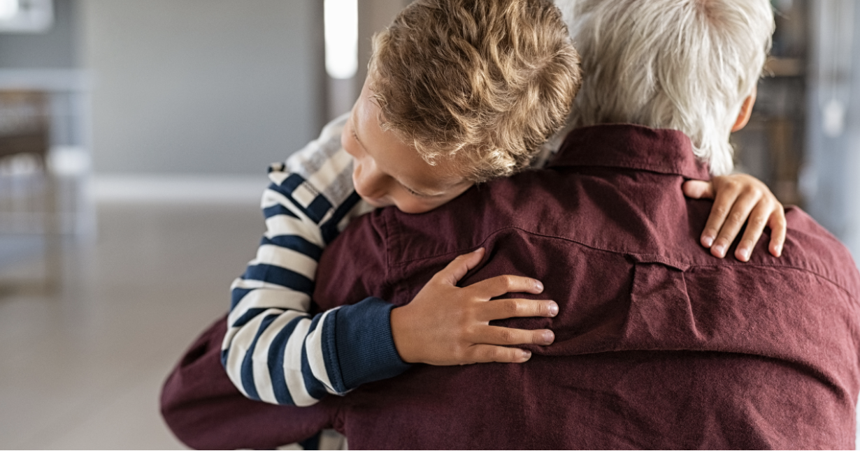 How Childhood Attachment Patterns Shape Adult Relationships