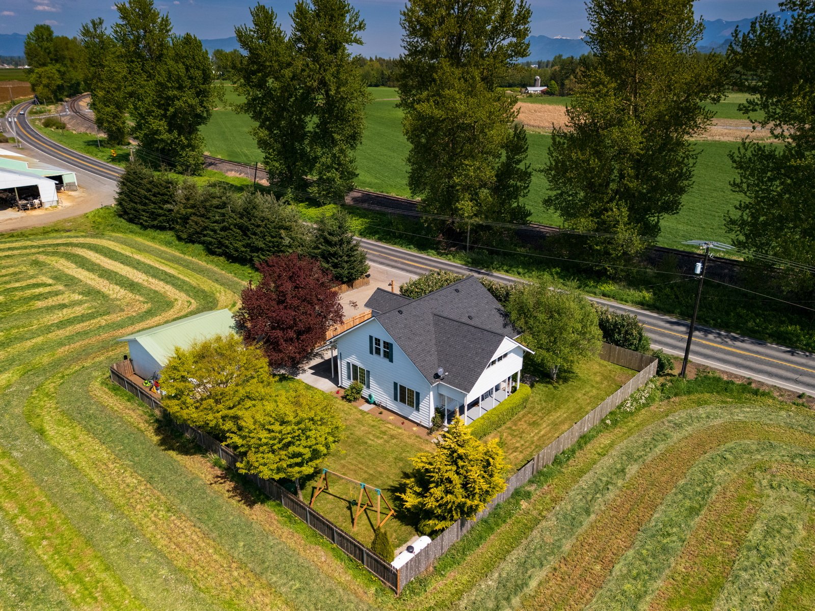 014_8429_Nooksack_Road_AERIALJacson_Bevens.jpg