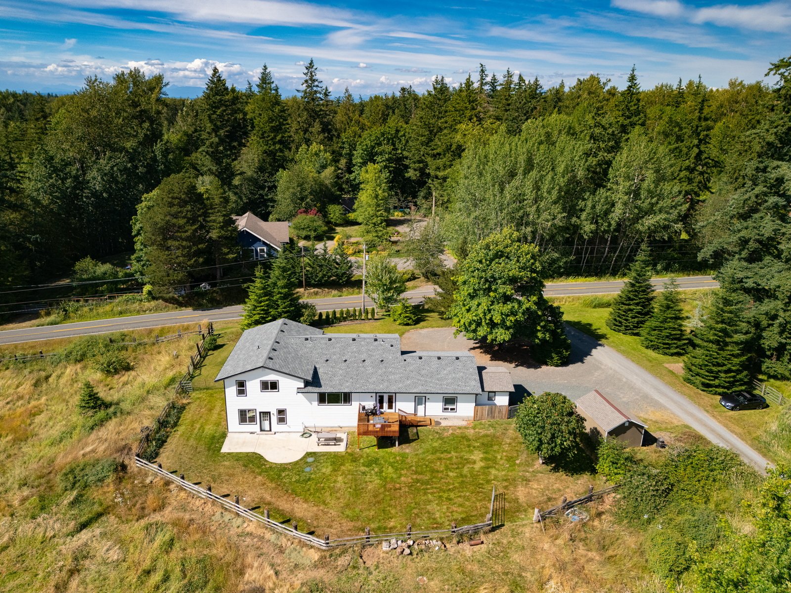 013_2403_E_Myrtle_Road_AERIAL_Paulina_Antczak.jpg