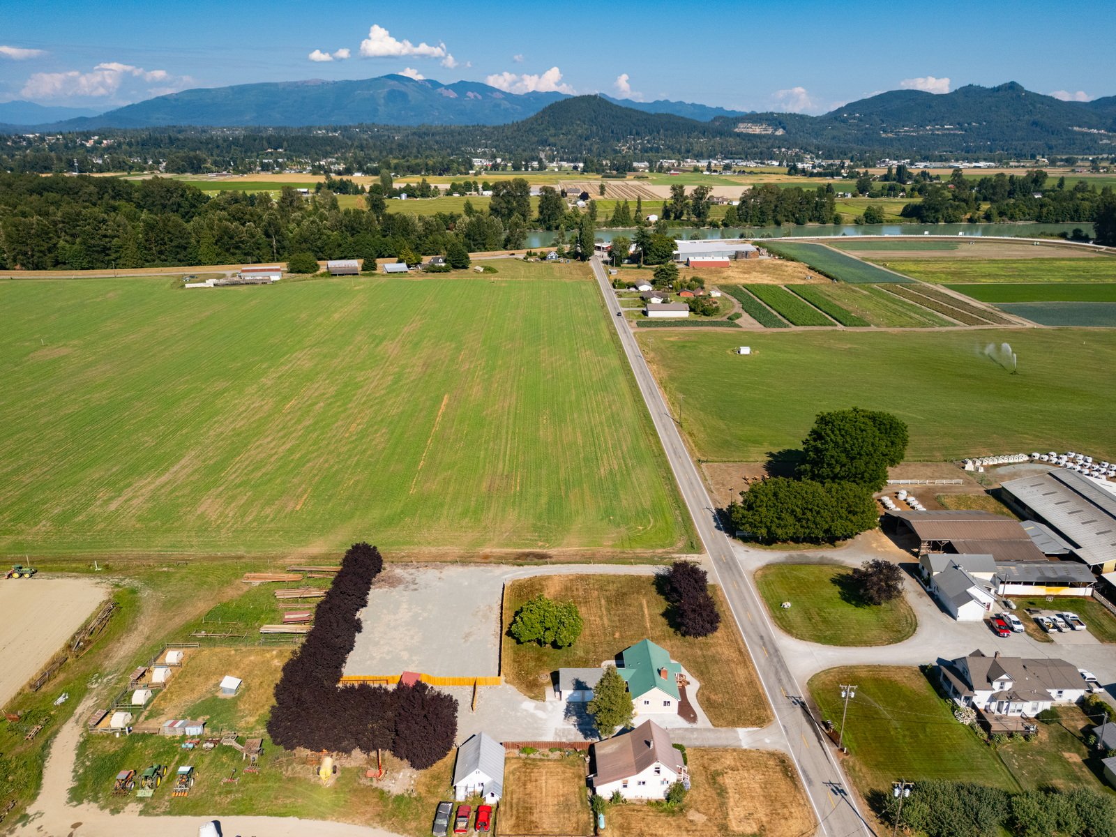 009_17219_Calhoun_Road_AERIAL_Jacson_Bevens.jpg
