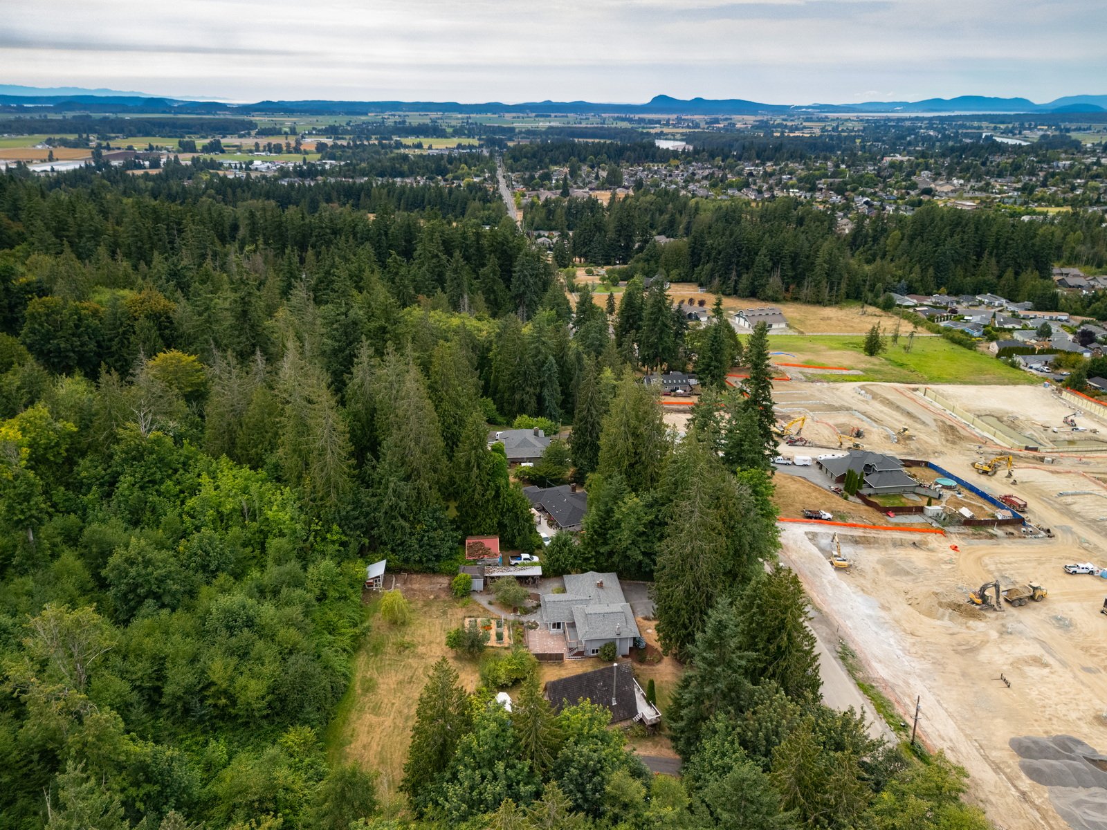 009_2916_E_Blackburn_Road_AERIAL_Paulina_Antczak.jpg
