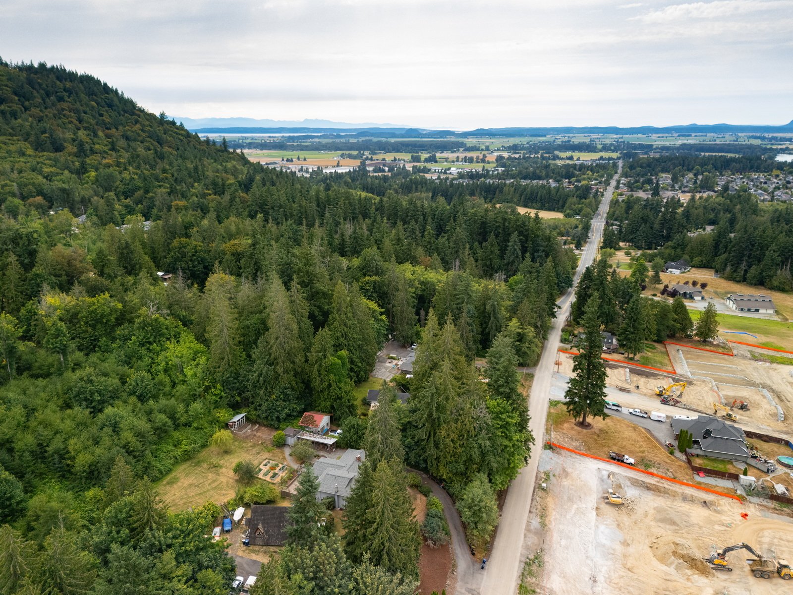 010_2916_E_Blackburn_Road_AERIAL_Paulina_Antczak.jpg