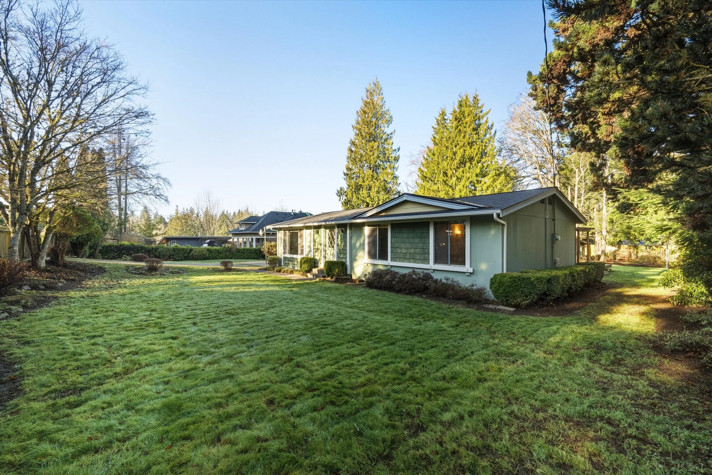 01-3811 York St-170.jpg