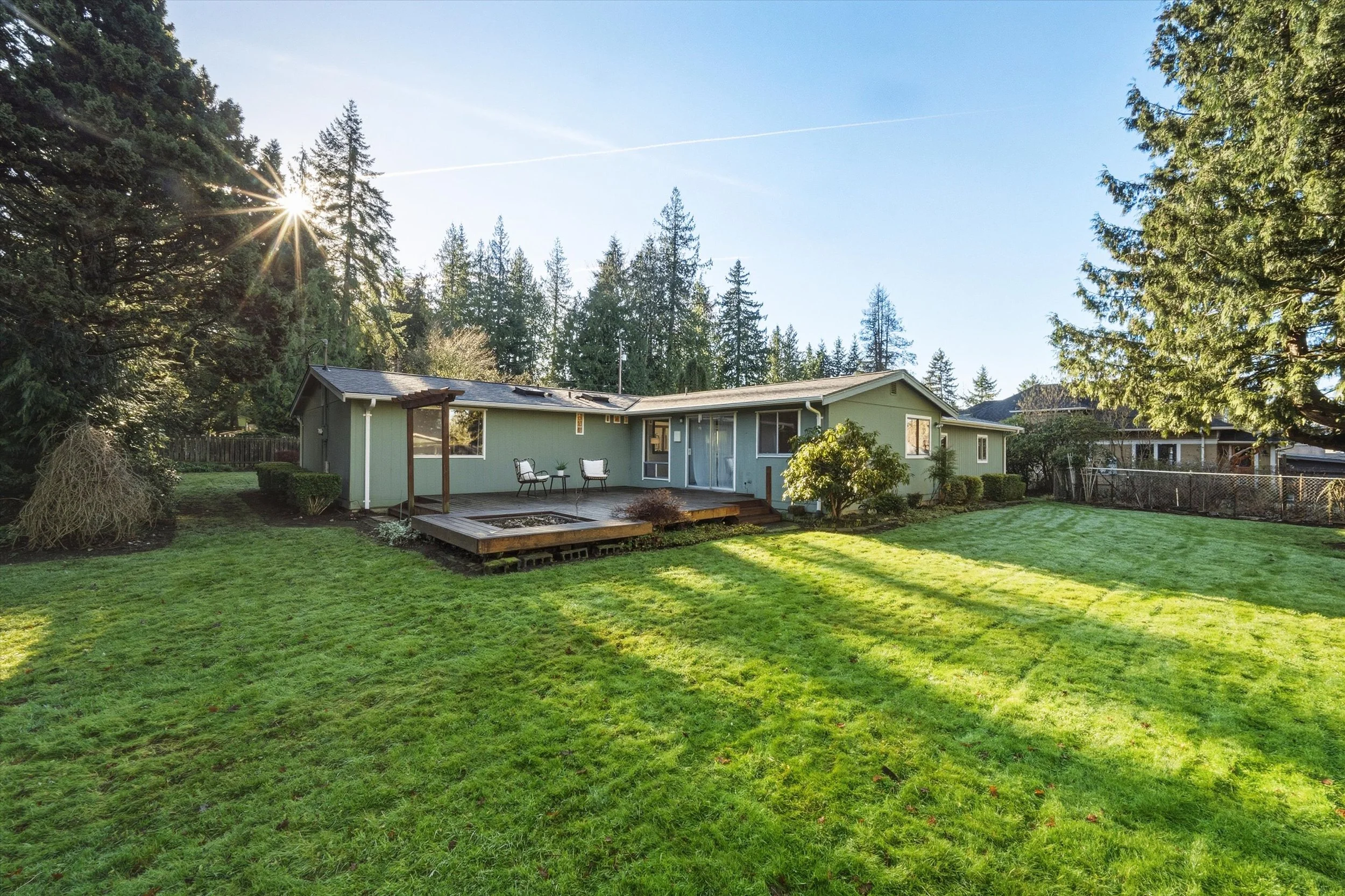 12-3811 York St-209.jpg