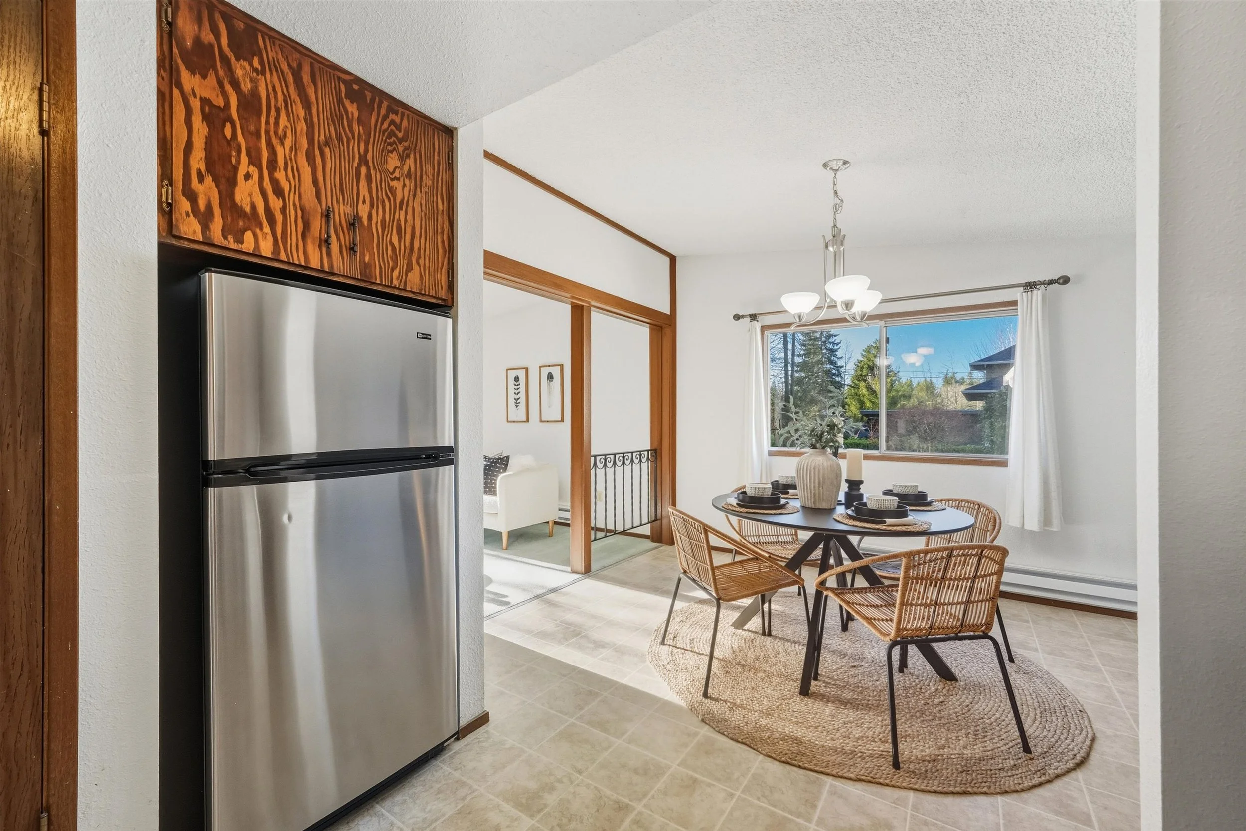 56-3811 York St-113.jpg