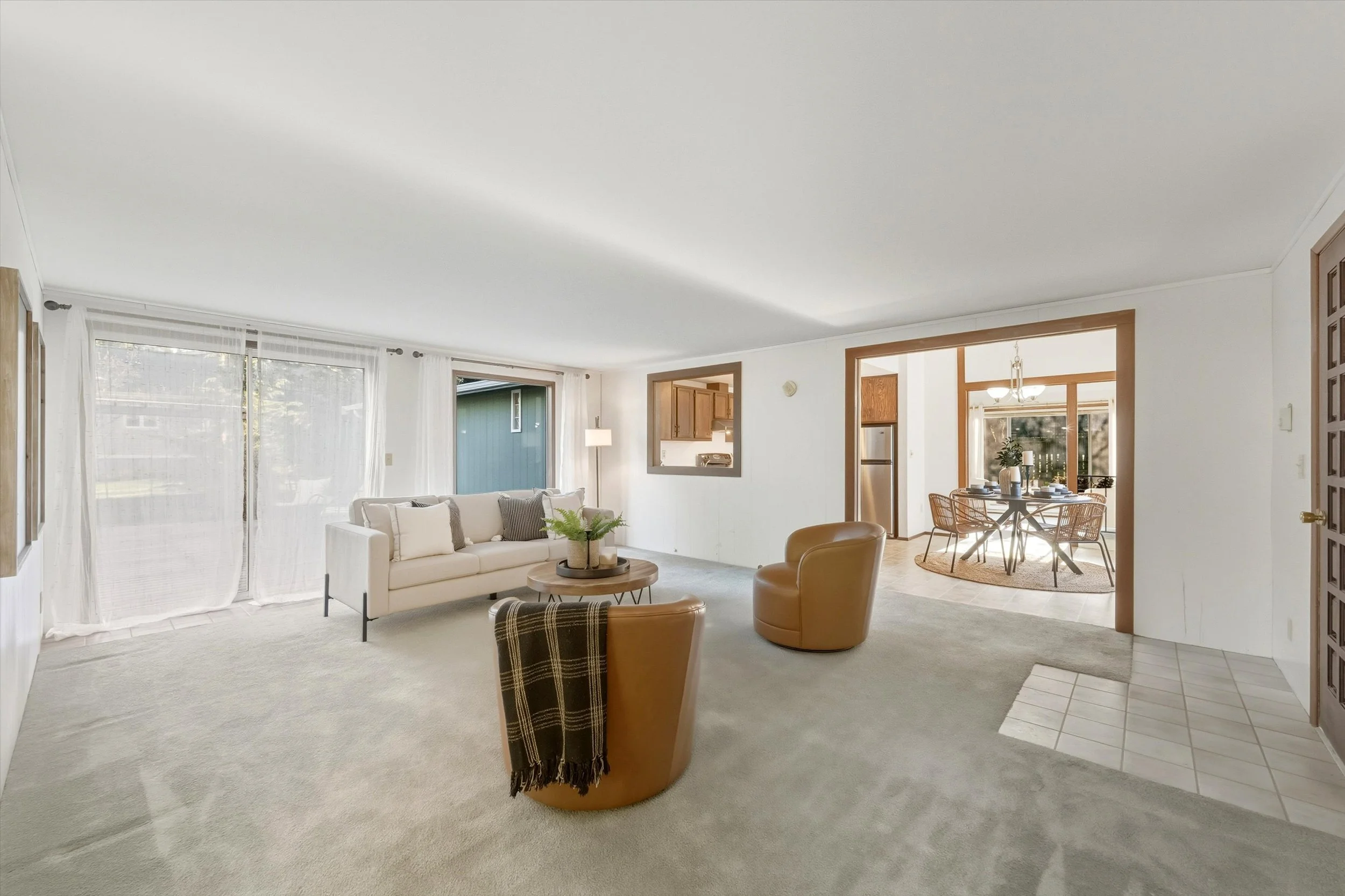 60-3811 York St-127.jpg