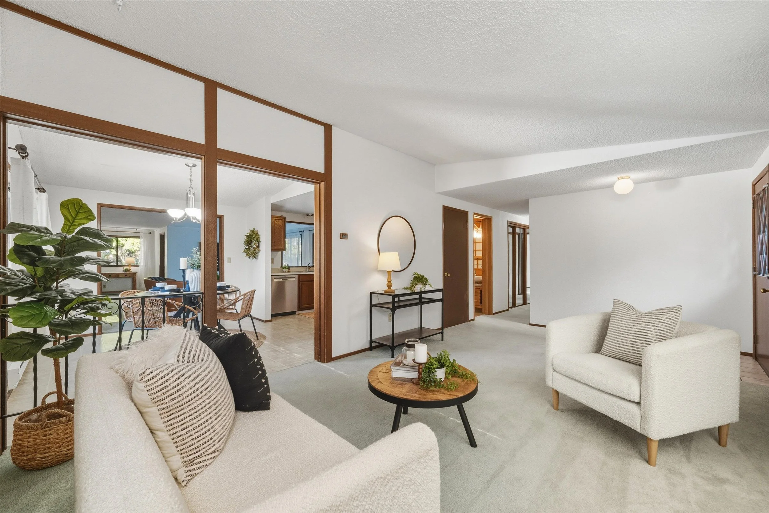 49-3811 York St-92.jpg