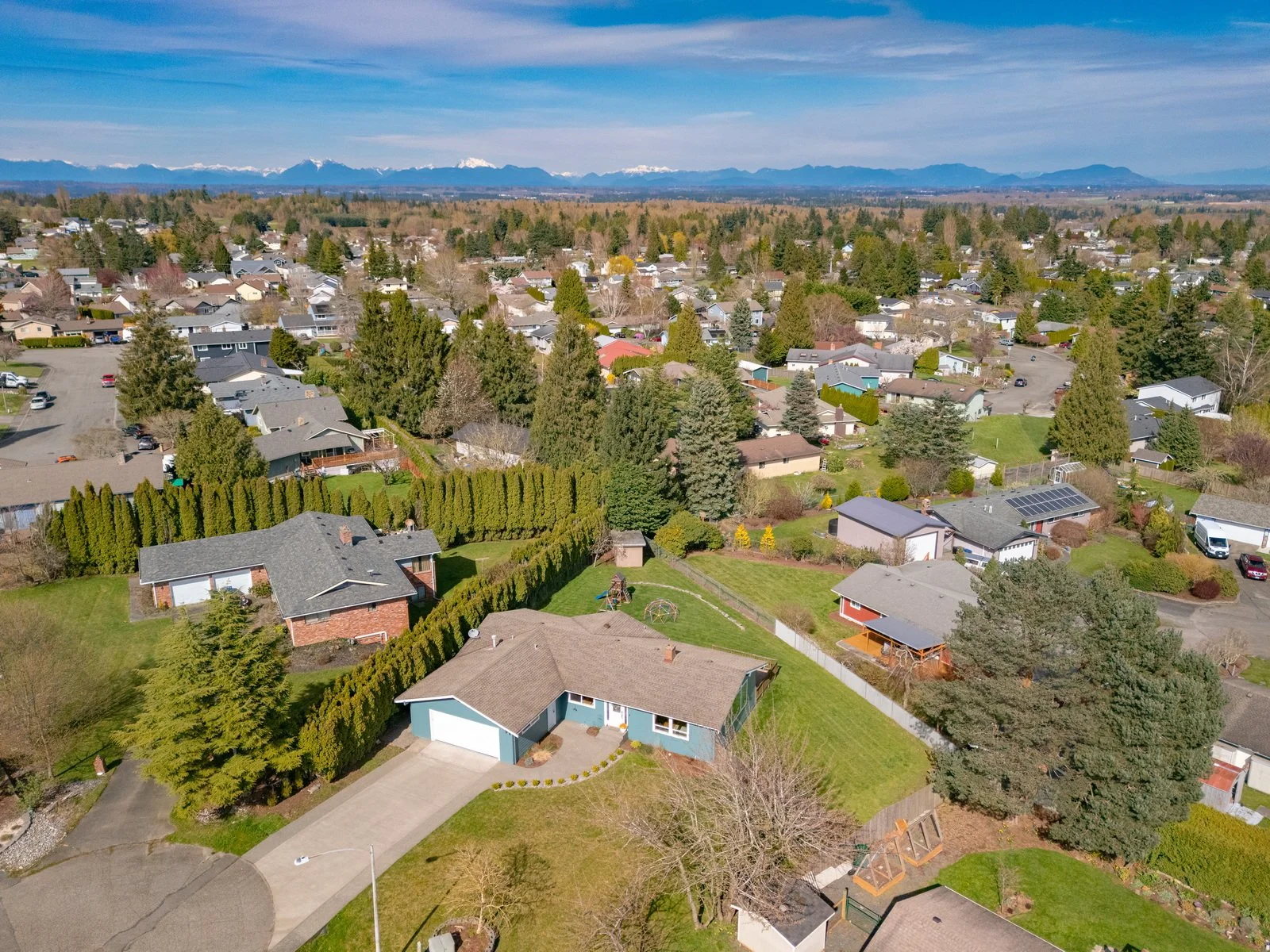 010_6002_Ridgeview_Pl_AERIAL_Jacson_Bevens.jpg