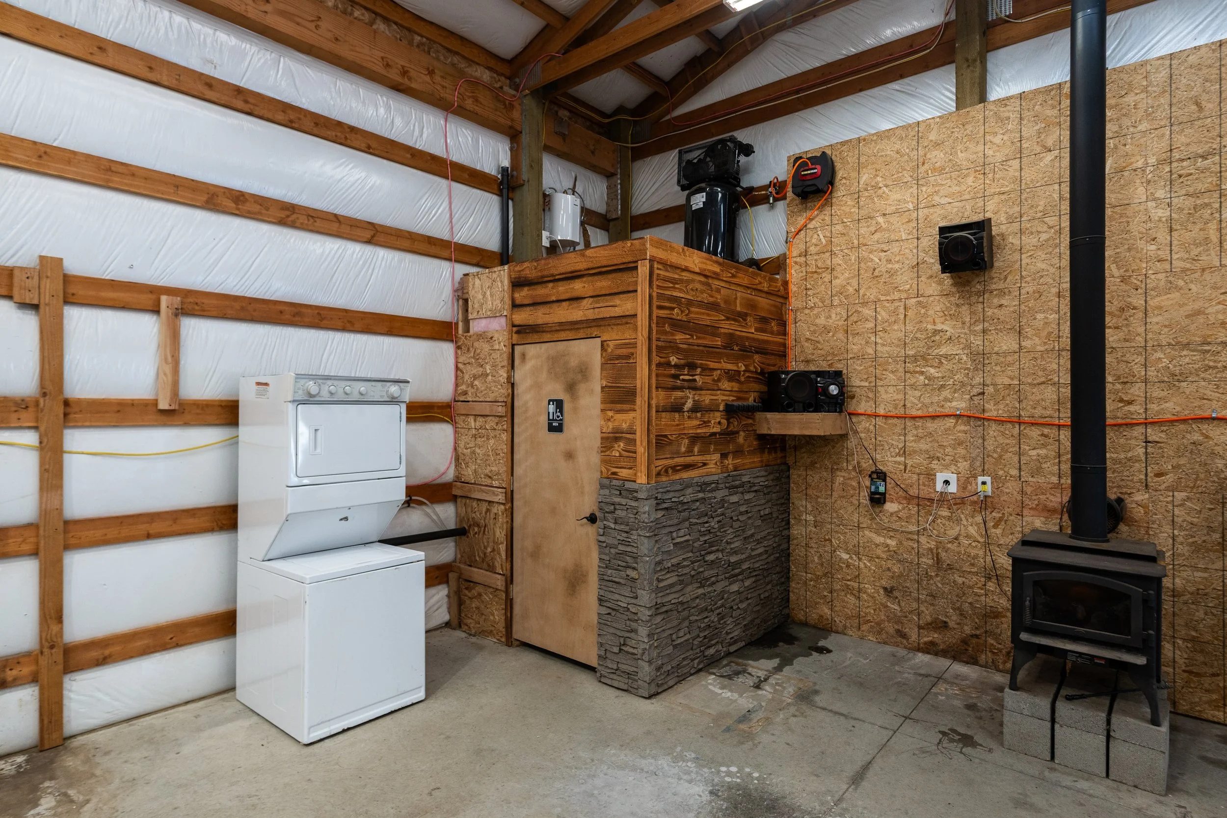 089-547 E Smith Rd (76).jpg