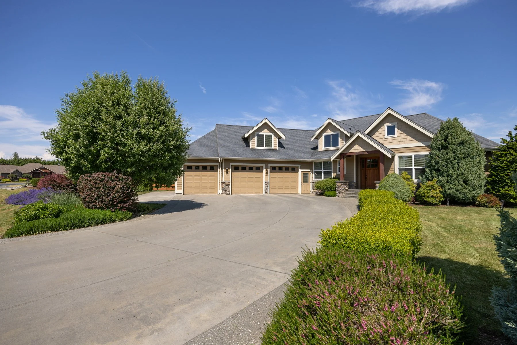 002_6618_Baker_Ridge_Dr_Paulina_Antczak.jpg