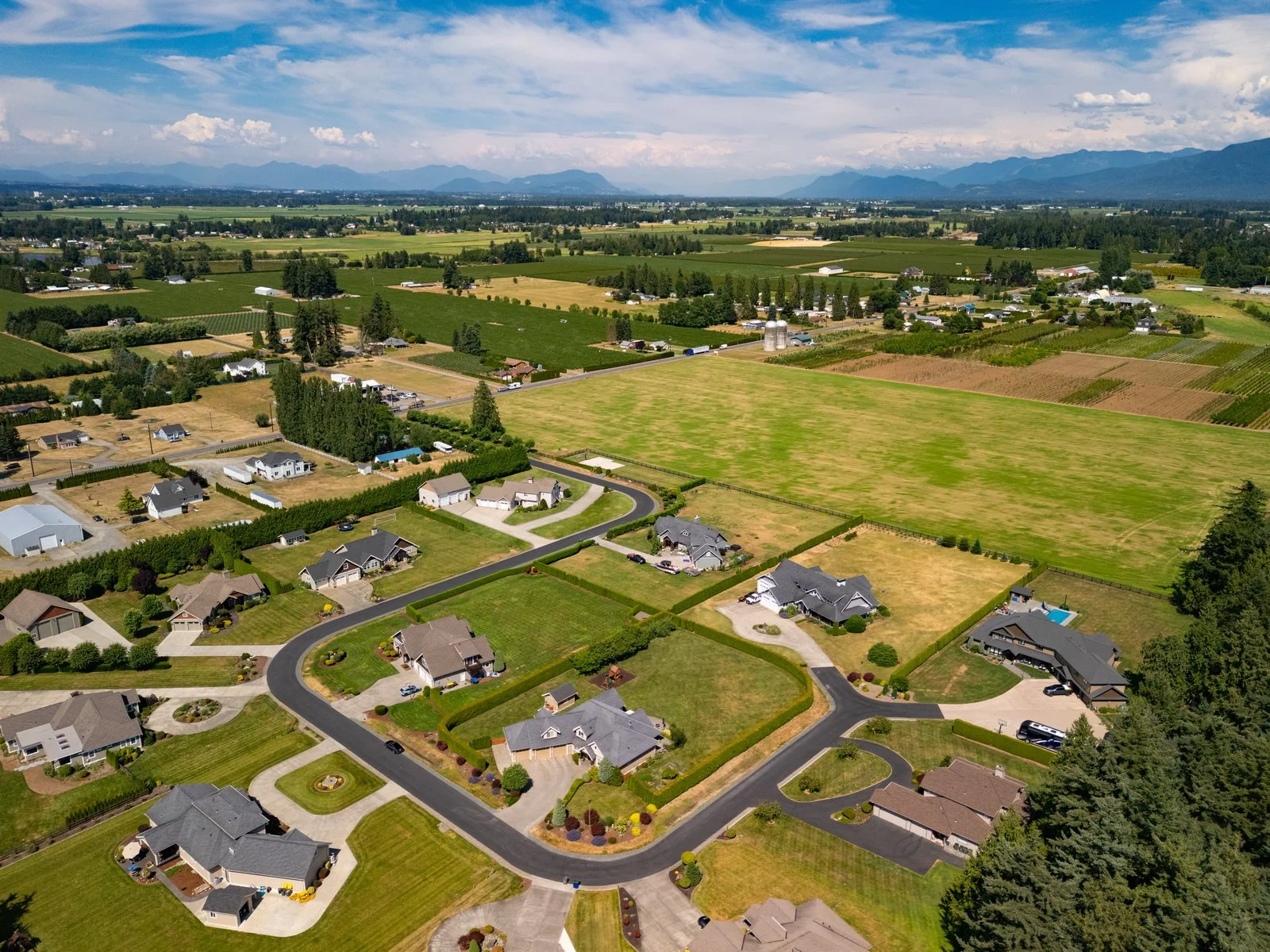 003_6618_Baker_Ridge_Dr_AERIAL_Paulina_Antczak.jpg