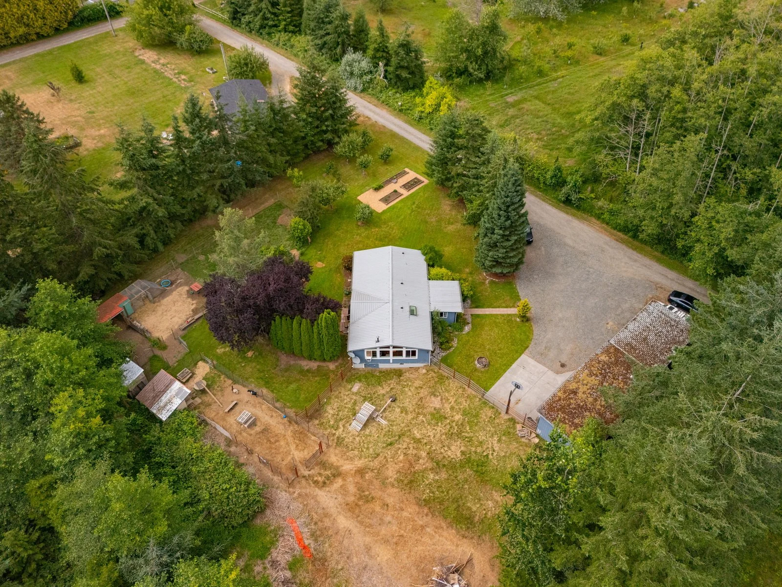 011_8148_James_Tree_Lane_AERIAL_Jacson_Bevens.jpg