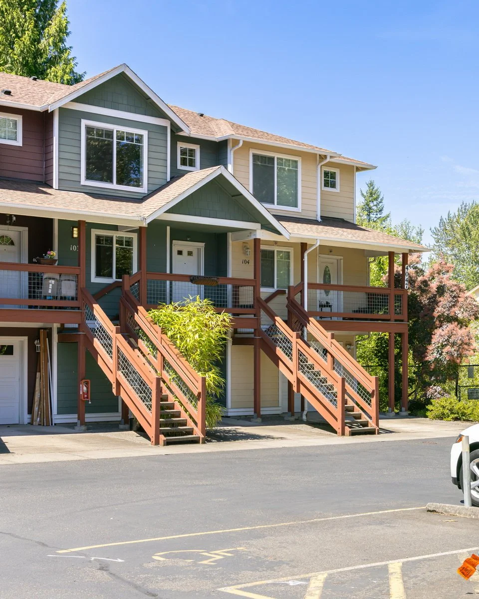 009_4047_Eliza_Ave_103_Jacson_Bevens.jpg