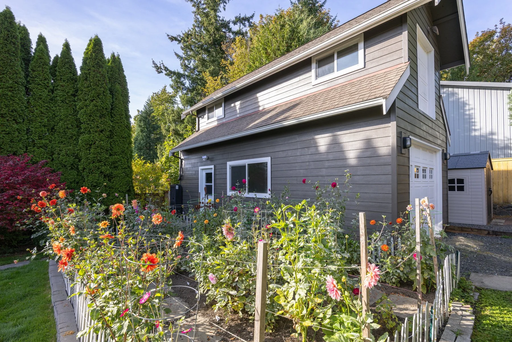 013_4801_E_Oregon_St_Jacson_Bevens.jpg