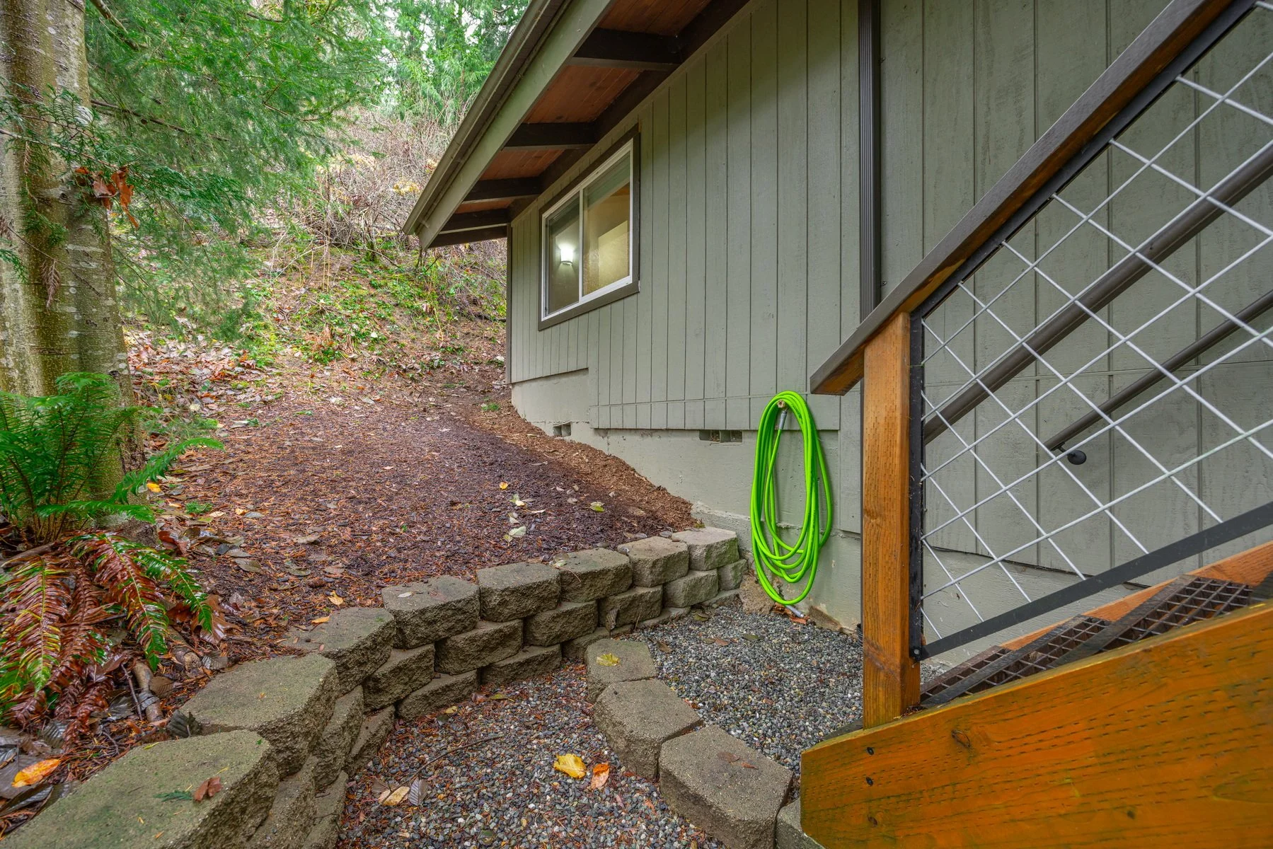 018_8_Alder_Court_Torrey.jpg