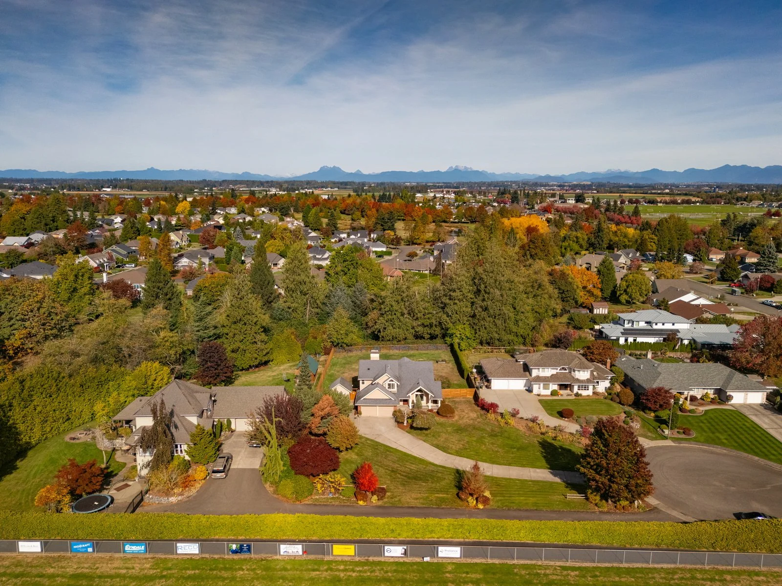 012_505_Brookfield_Ct_AERIAL_Paulina_Antczak.jpg