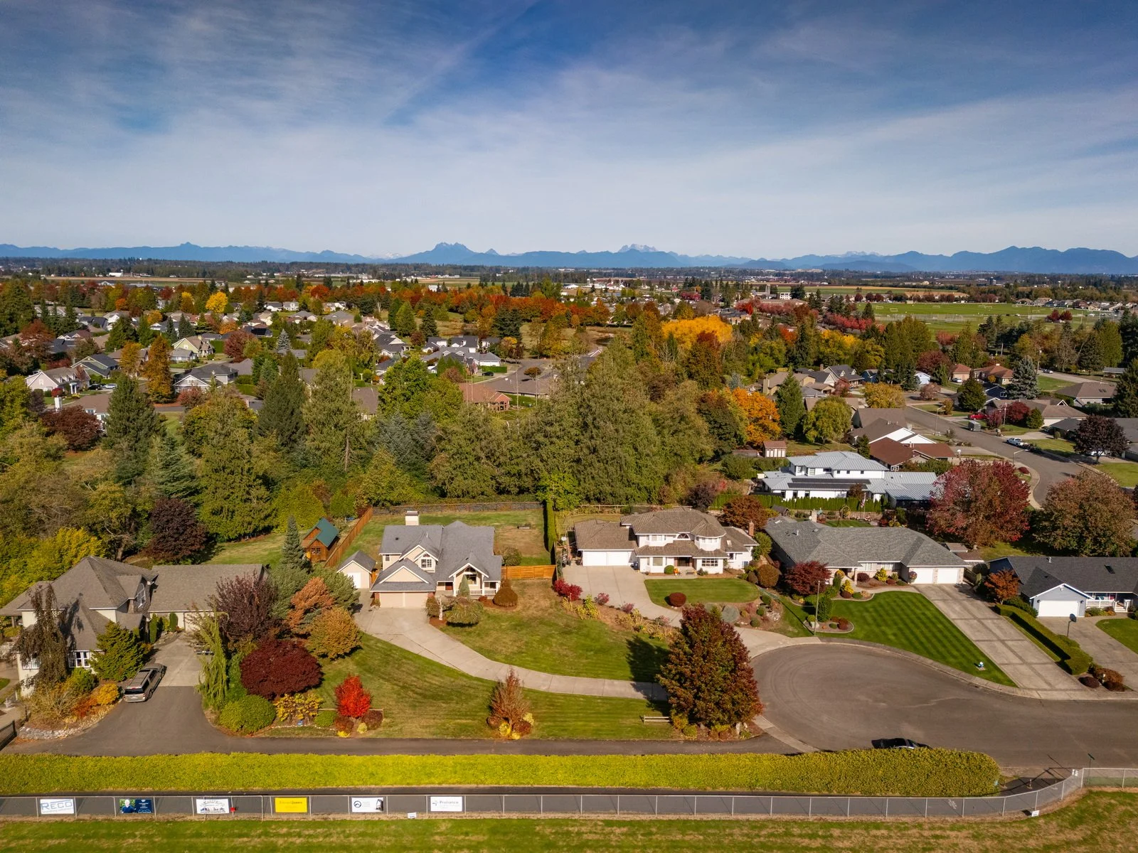 011_505_Brookfield_Ct_AERIAL_Paulina_Antczak.jpg