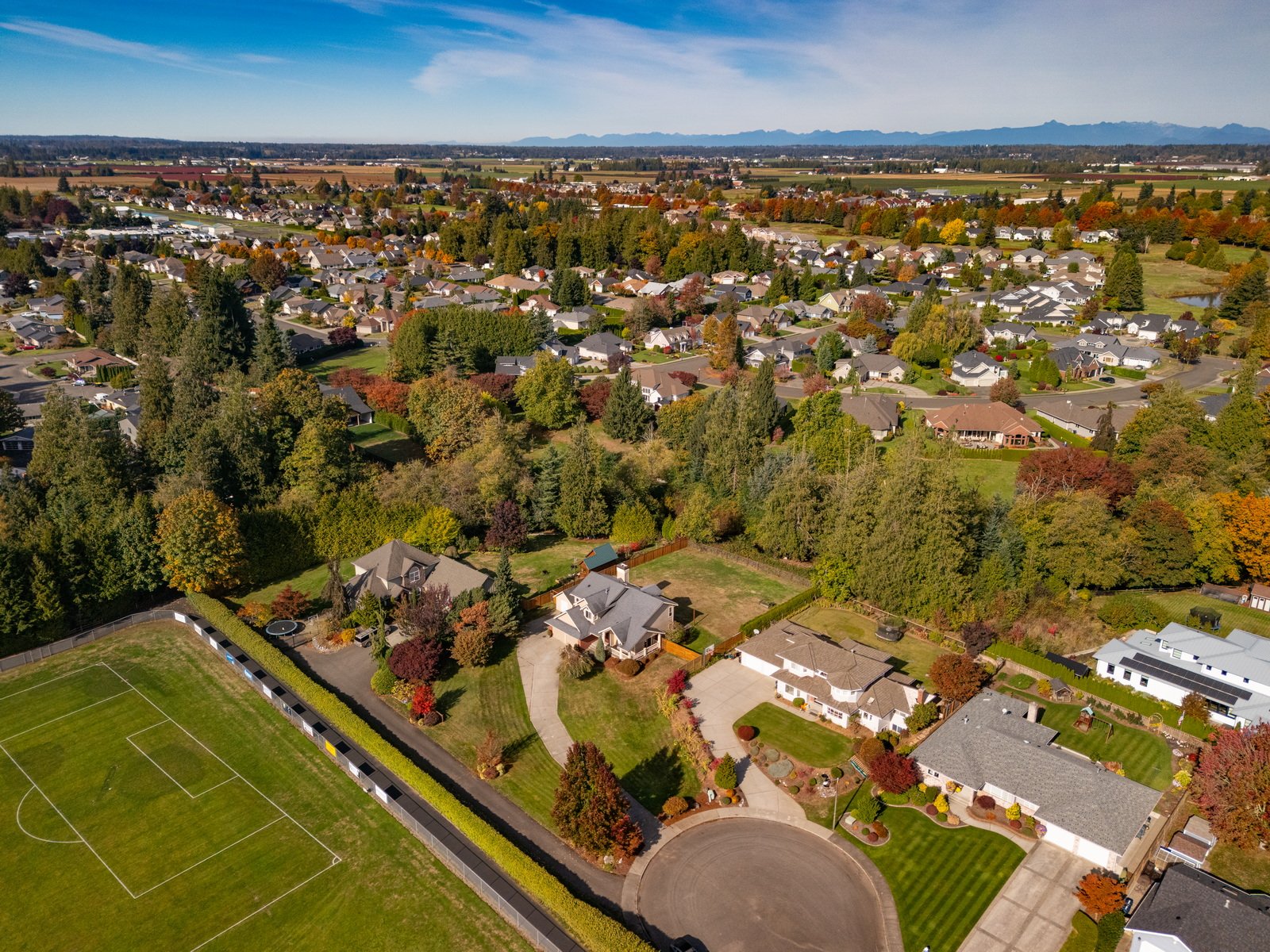 006_505_Brookfield_Ct_AERIAL_Paulina_Antczak.jpg