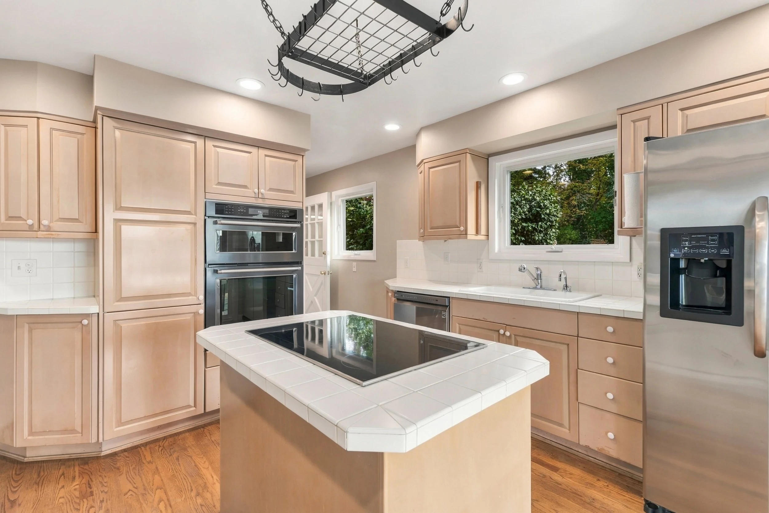 718 42nd Ave NW Gig Harbor |  Kitchen | Stacia Whatley