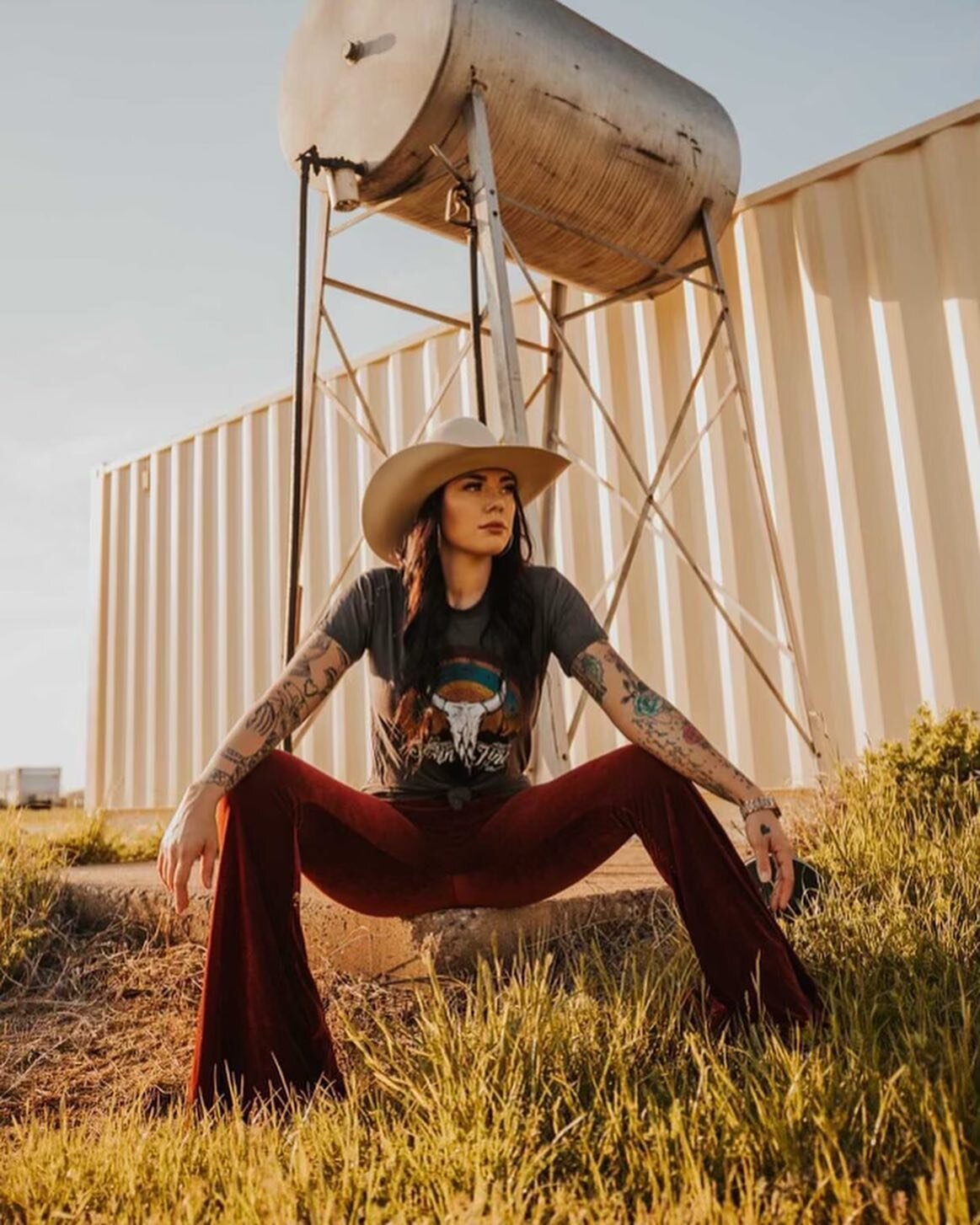 Is your fashion style sassy, classy, &amp; a bit bad-assy?! 😎

If so, you will love following this western boutique @rodeoqueenofhearts 🖤 We are in love with all their new arrivals! 🤠