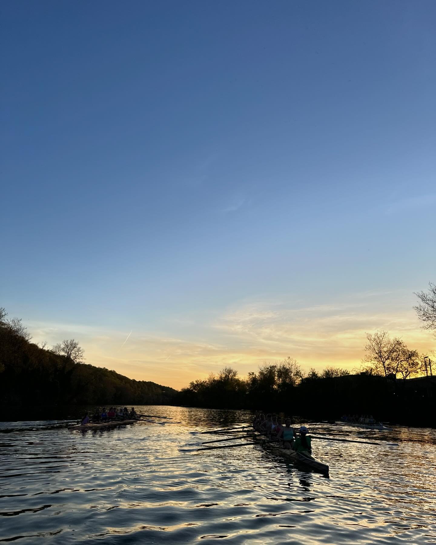 Massive shoutout to @msjacrew for letting me hop in the launch for an amazing evening row!

So much respect for this team and their coaching staff, and I can&rsquo;t wait to watch them continue to crush it this spring!

Keep up the incredible work, a