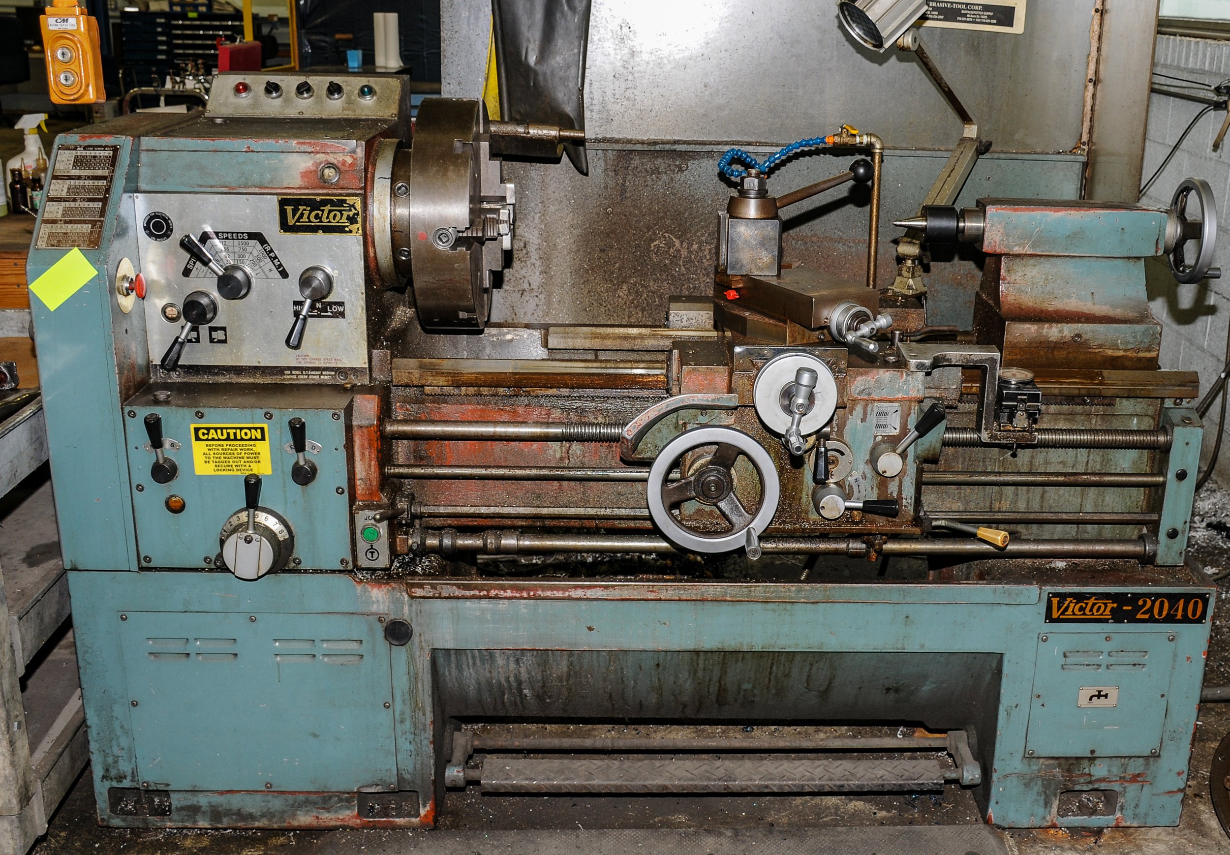 Victor 2040 Lathe