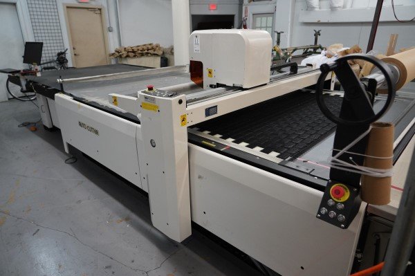 2017 Yin Multi-Ply Cutter, Model HY-HC1707JS