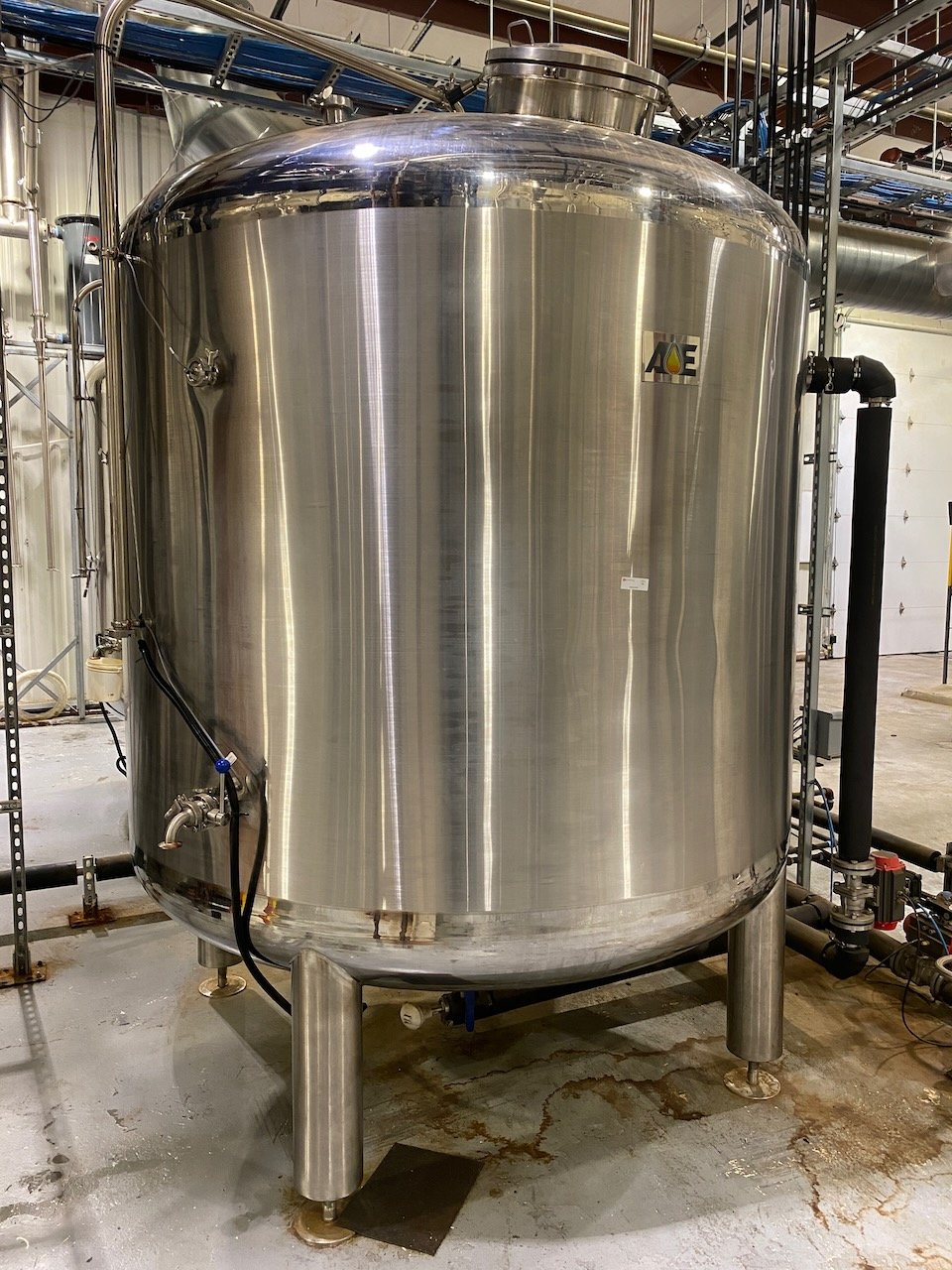 (2) 2019 1,200 Gallon, AE Stainless Steel Tanks