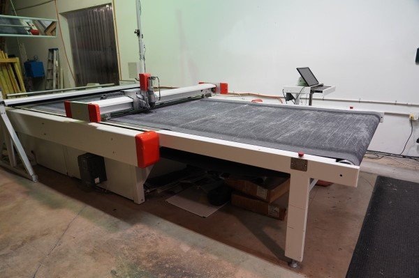 2016 Iecho Single Ply Vision Rotary Cutter, Model BKL2516