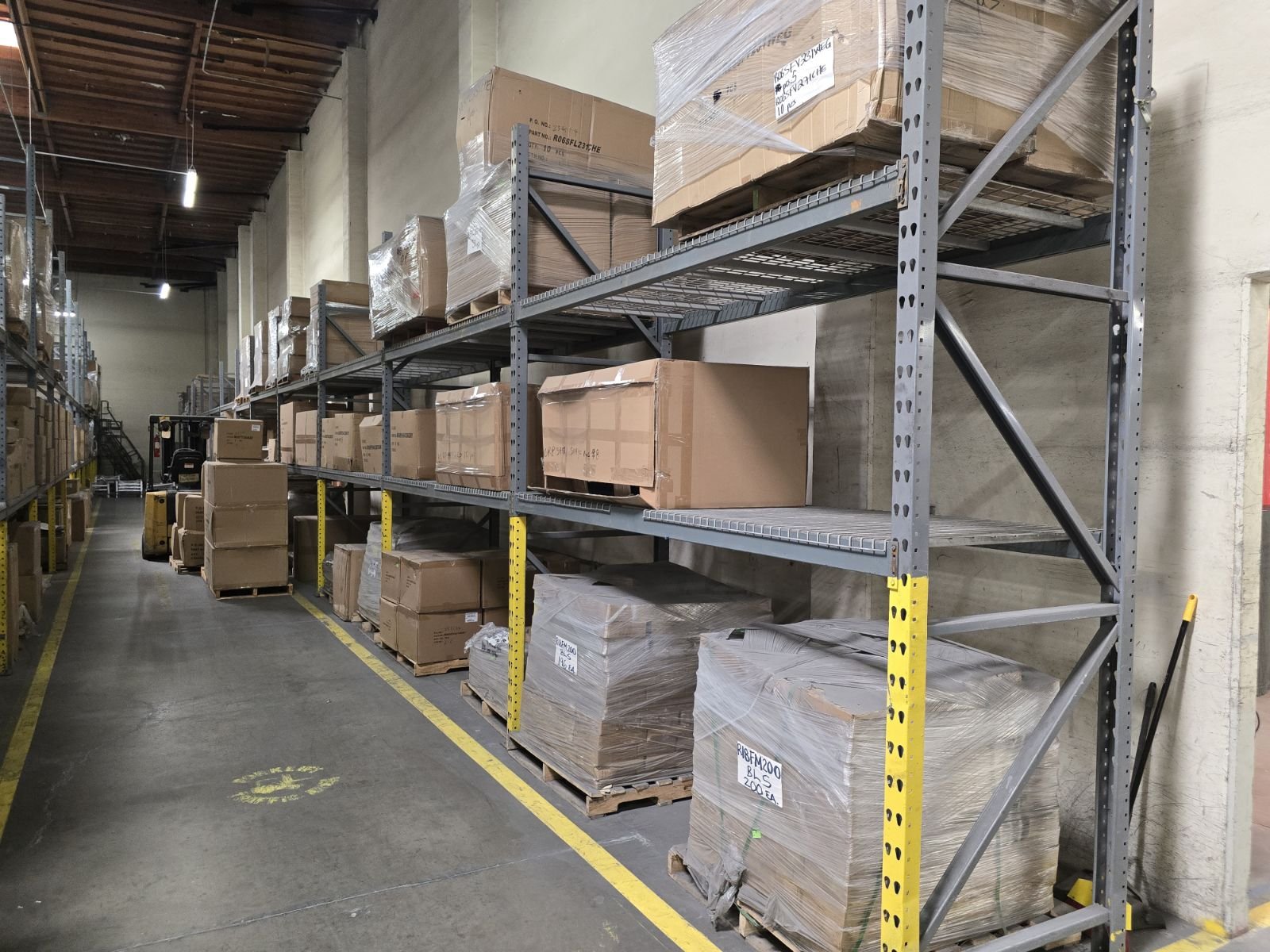 (100+) Sections Of Pallet Racking