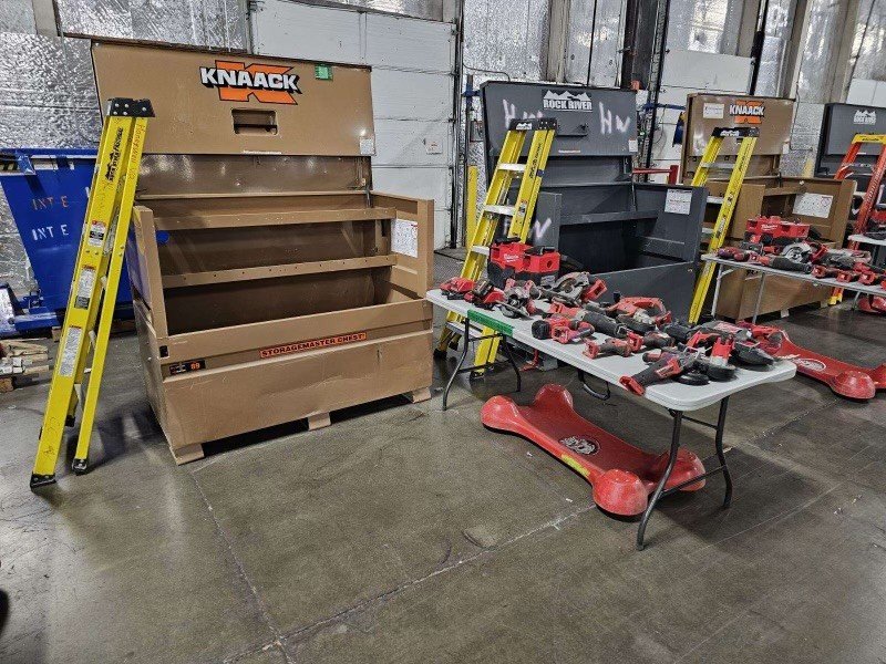 Milwaukee, Hilti, Makita & Greenlee Tools & Tool Boxes (Full of Hand Tools)