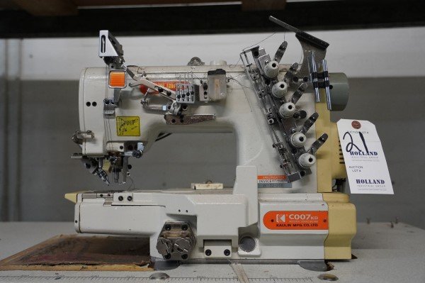Siruba Single Needle Direct Drive Lockstitch Sewing Machine, Model DL7200