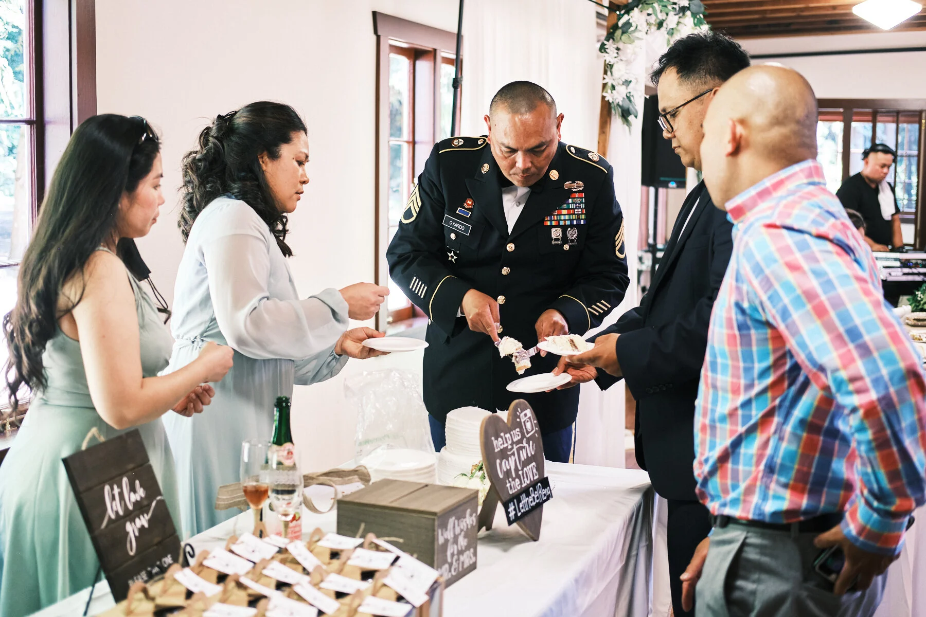 INDG281FXT28512.jpg
