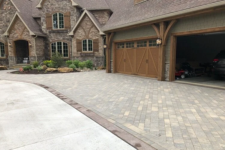 Patios, walkways and driveways in Canton, OH