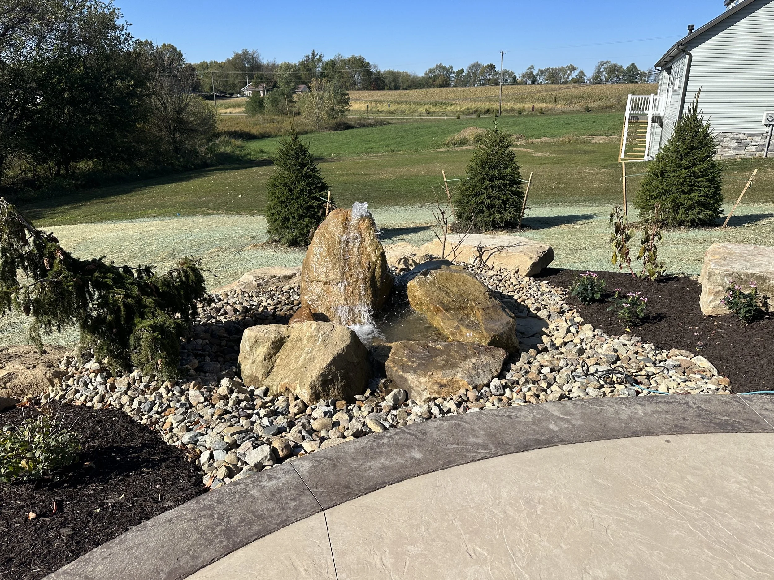 Stunning Water Fountain and Outdoor Lighting Combos for New Franklin, OH & Plain Township, OH Homes