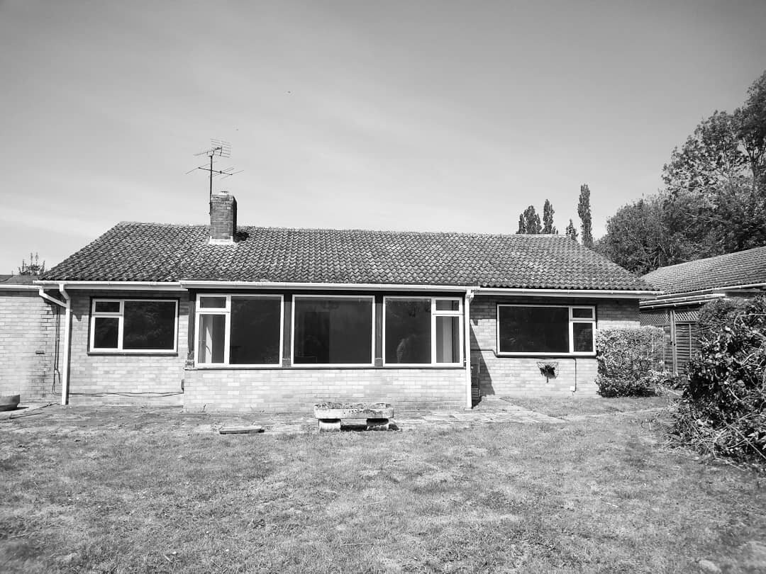 * ON SITE * we are carrying out a survey ready for the renovation and extension of this single storey property in Barton, Cambridgeshire whilst adhering strictly to the government's guidelines and our own Covid-19 risk assessments.
.
.
.
.
#barton #c